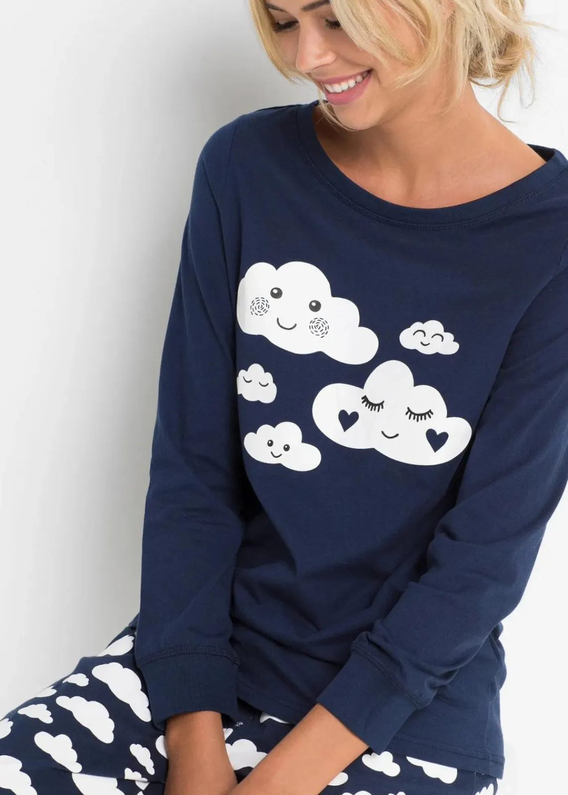bonprix Wäsche·Nachtwäsche|Nachhaltigere Materialien^Pyjama aus reiner Bio-Baumwolle dunkelblau bedruckt