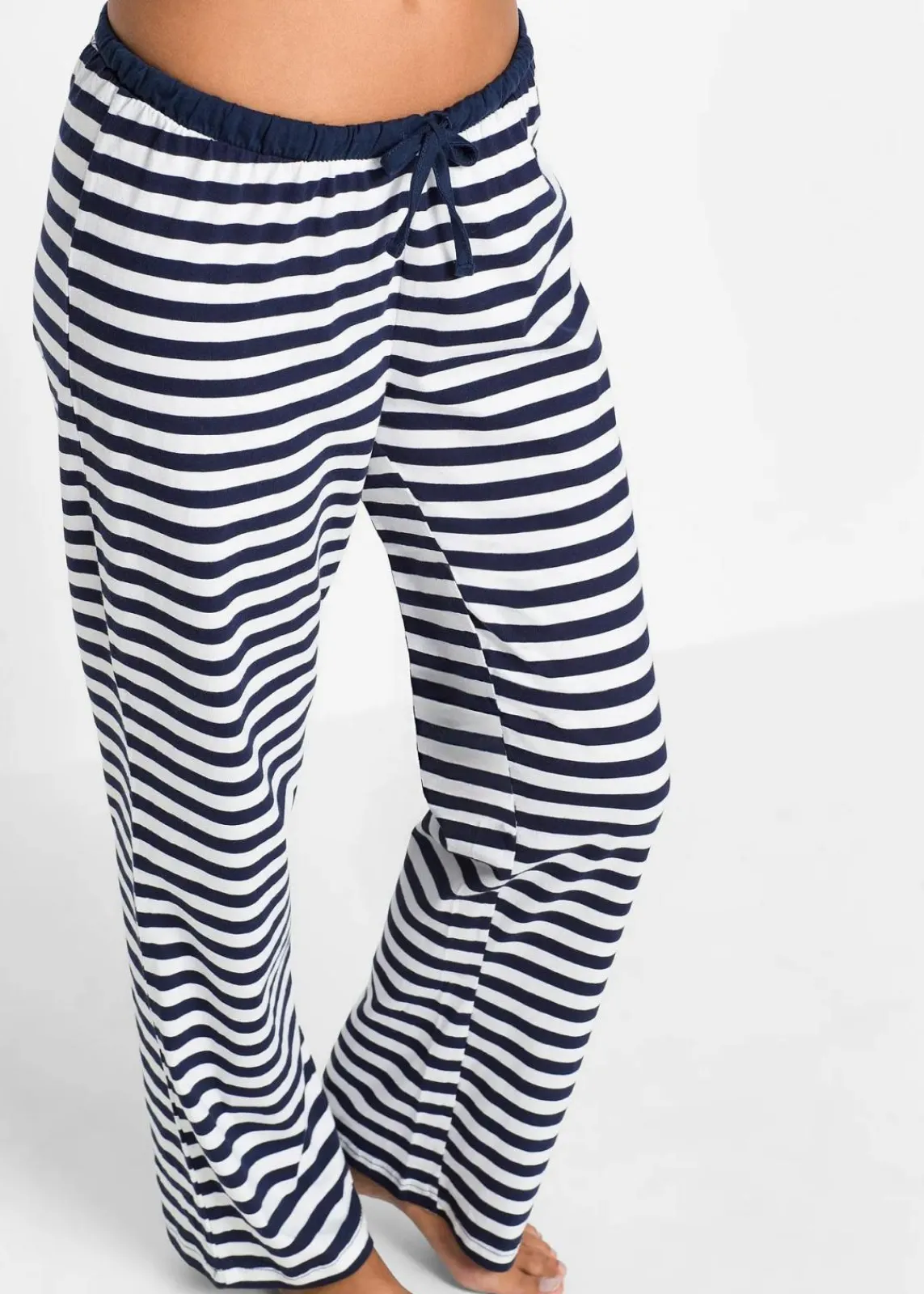 bonprix Wäsche·Nachtwäsche|Nachhaltigere Materialien^Pyjama aus reiner Bio-Baumwolle dunkelblau/weiß gestreift