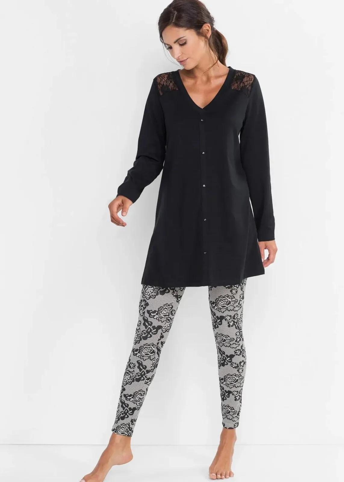 bonprix Wäsche·Nachtwäsche|Nachhaltigere Materialien^Pyjama mit Bio-Baumwolle schwarz/ grau bedruckt