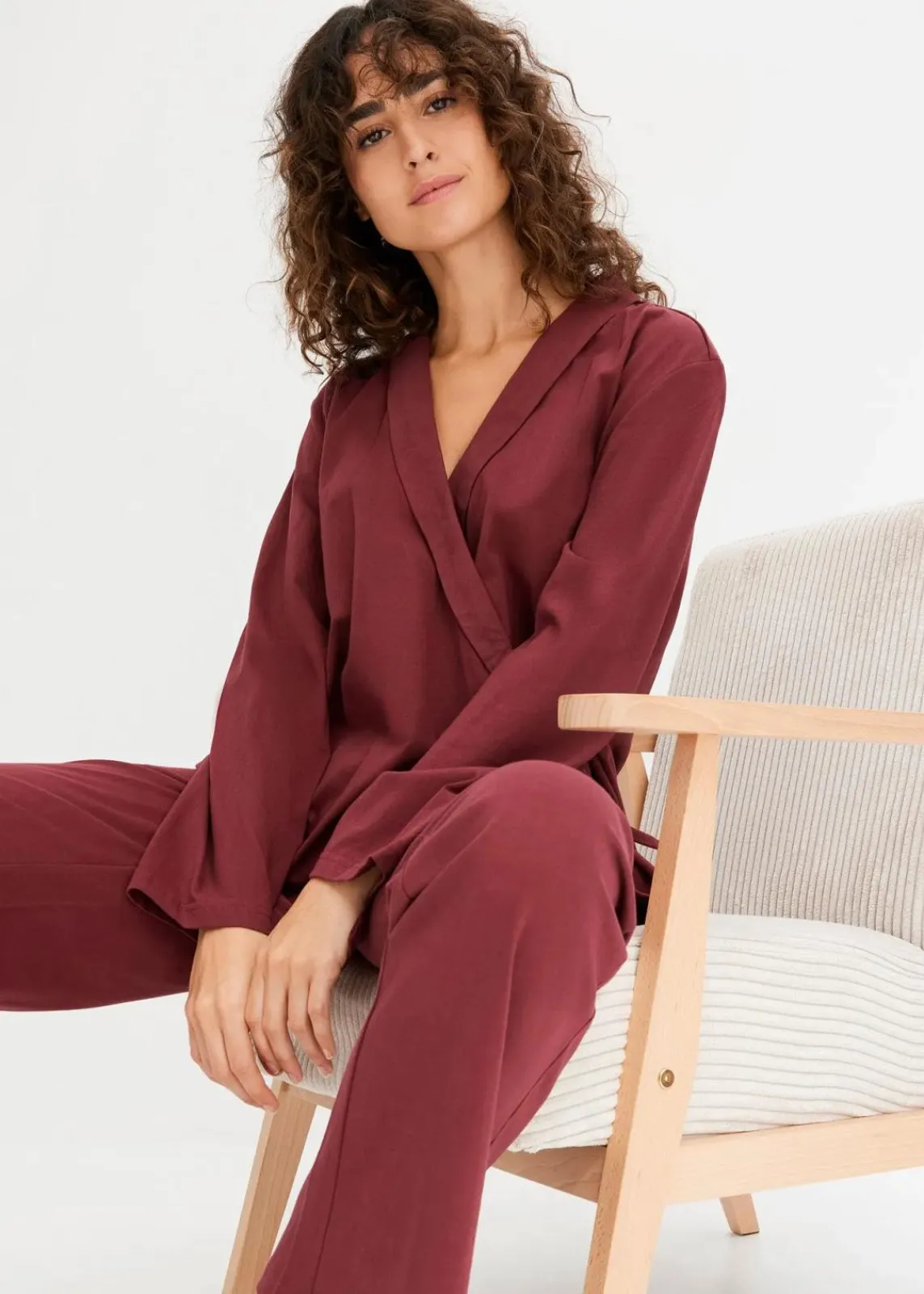 bonprix Wäsche·Nachtwäsche|Nachtwäsche^Pyjama mit Schalkragen dunkelbeere