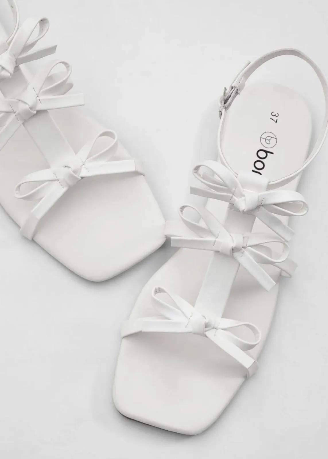 bonprix Sommerschuhe^Riemchensandalen weiß