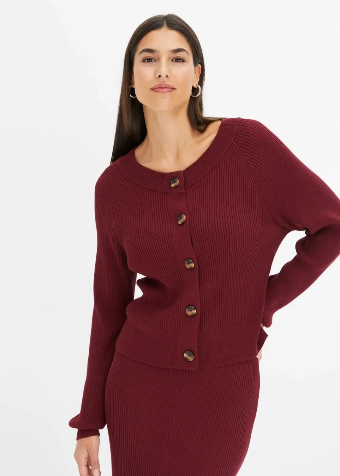 bonprix Bekleidung·Umstandsmode|Bekleidung·Jeans^Ripp-Strickjacke in Viskose-Mix rubinrot