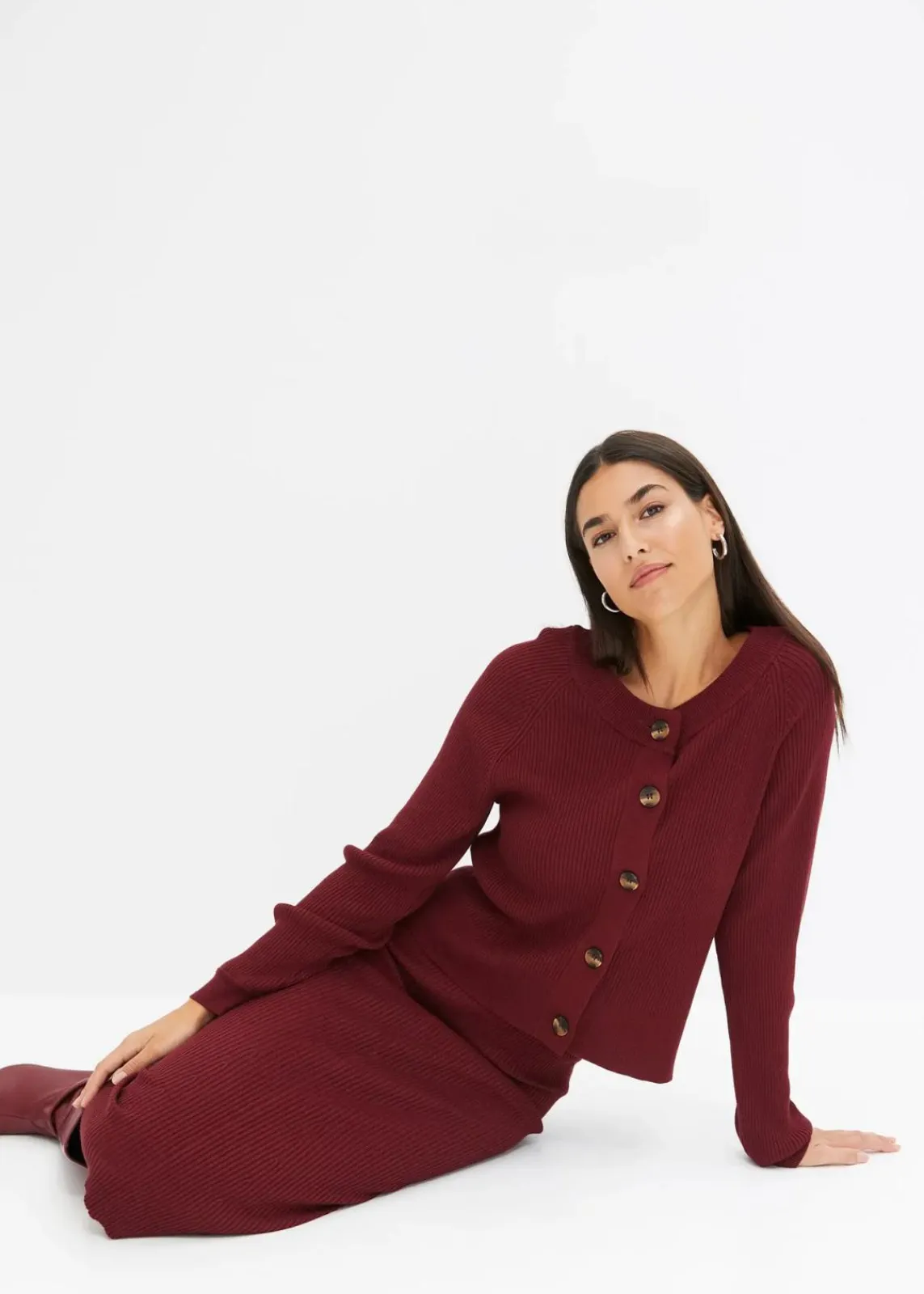 bonprix Bekleidung·Umstandsmode|Bekleidung·Jeans^Ripp-Strickjacke in Viskose-Mix rubinrot