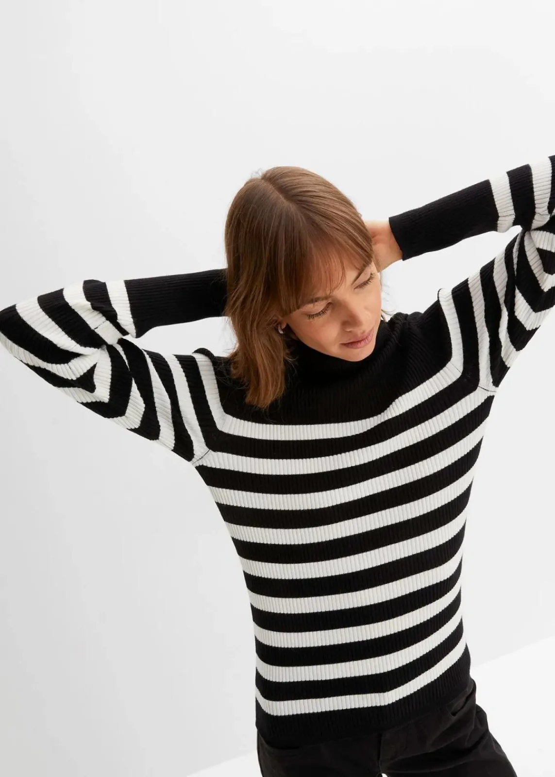 bonprix Bekleidung·Umstandsmode|Bekleidung·Jeans^Rollkragenpullover aus Viskose-Mix schwarz/wollweiß gestreift