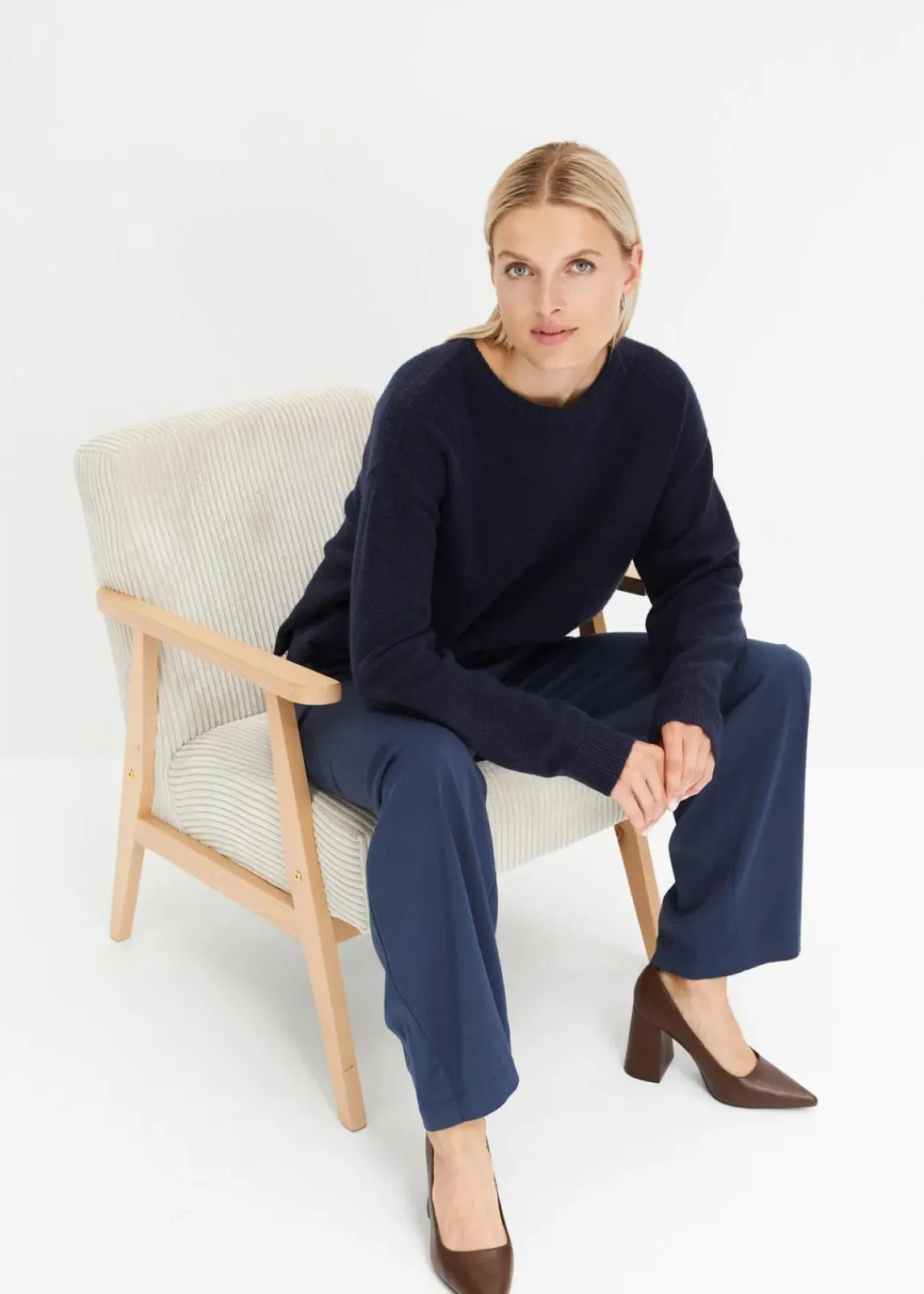 bonprix Strickmode|Pullover & Strickjacken^Rundhalspullover mit überschnittener Schulter dunkelblau
