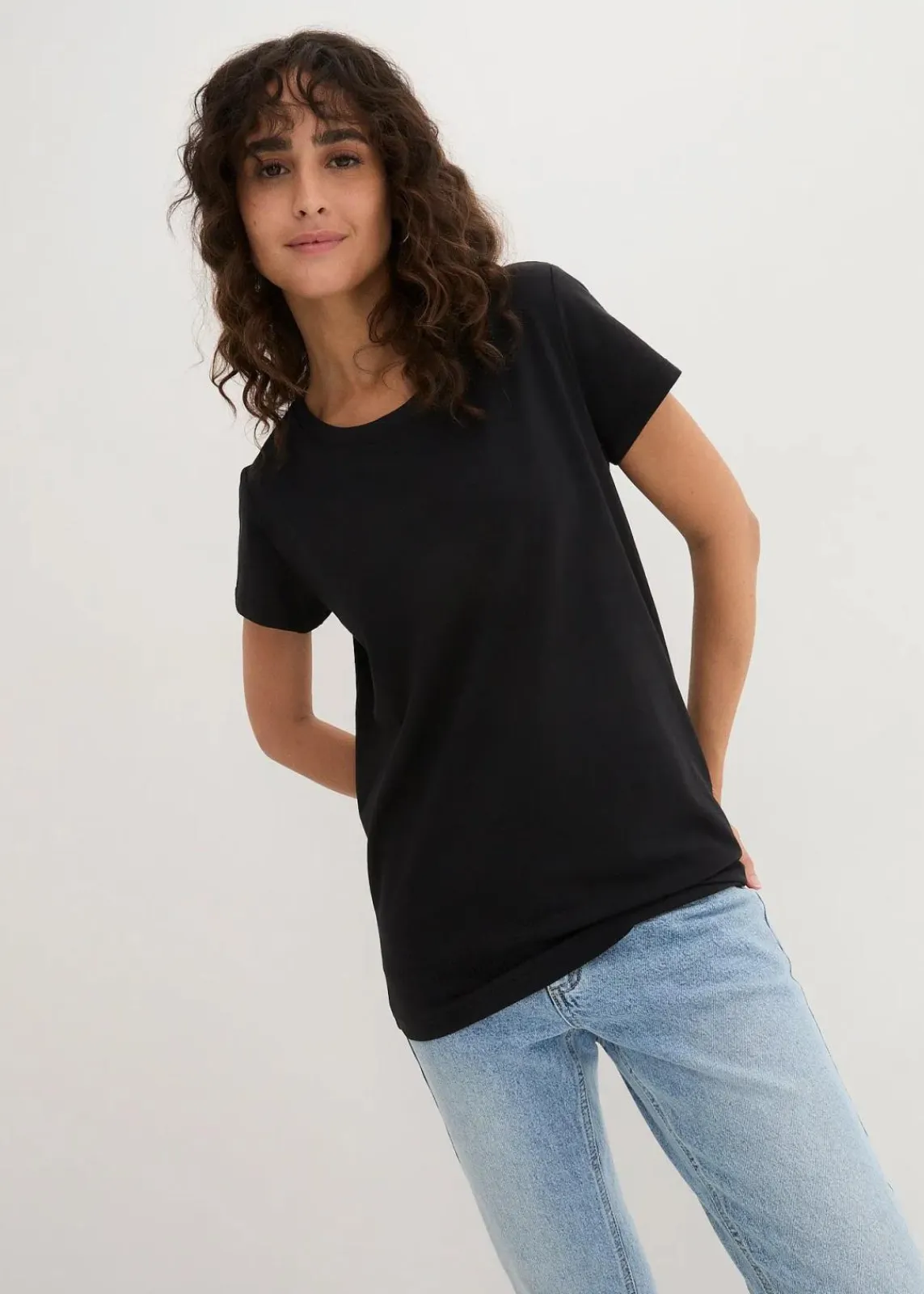 bonprix Bekleidung·Röcke|Basics^Rundhals-Shirt (5er-Pack) schwarz + schwarz + schwarz + weiß + weiß