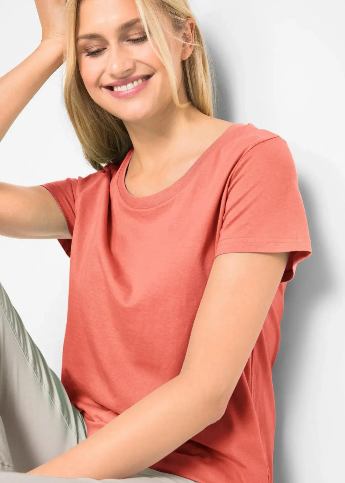 bonprix Shirts & Tops|Basics^Rundhals-Shirt (5er-Pack) lachsorange + azurblau + helllimone + smaragd + weiß