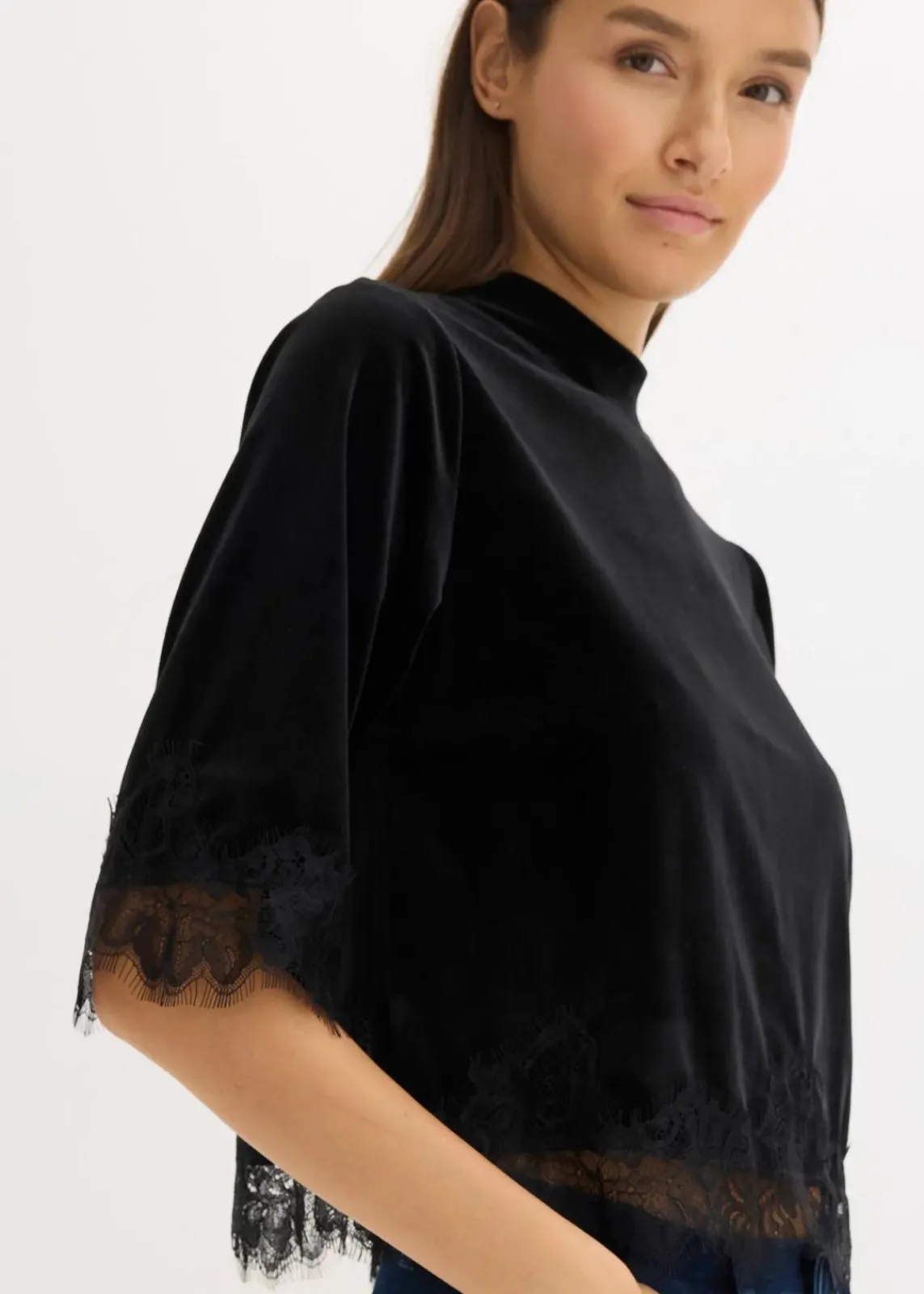 bonprix Shirts & Tops^Samtshirt mit Spitze schwarz