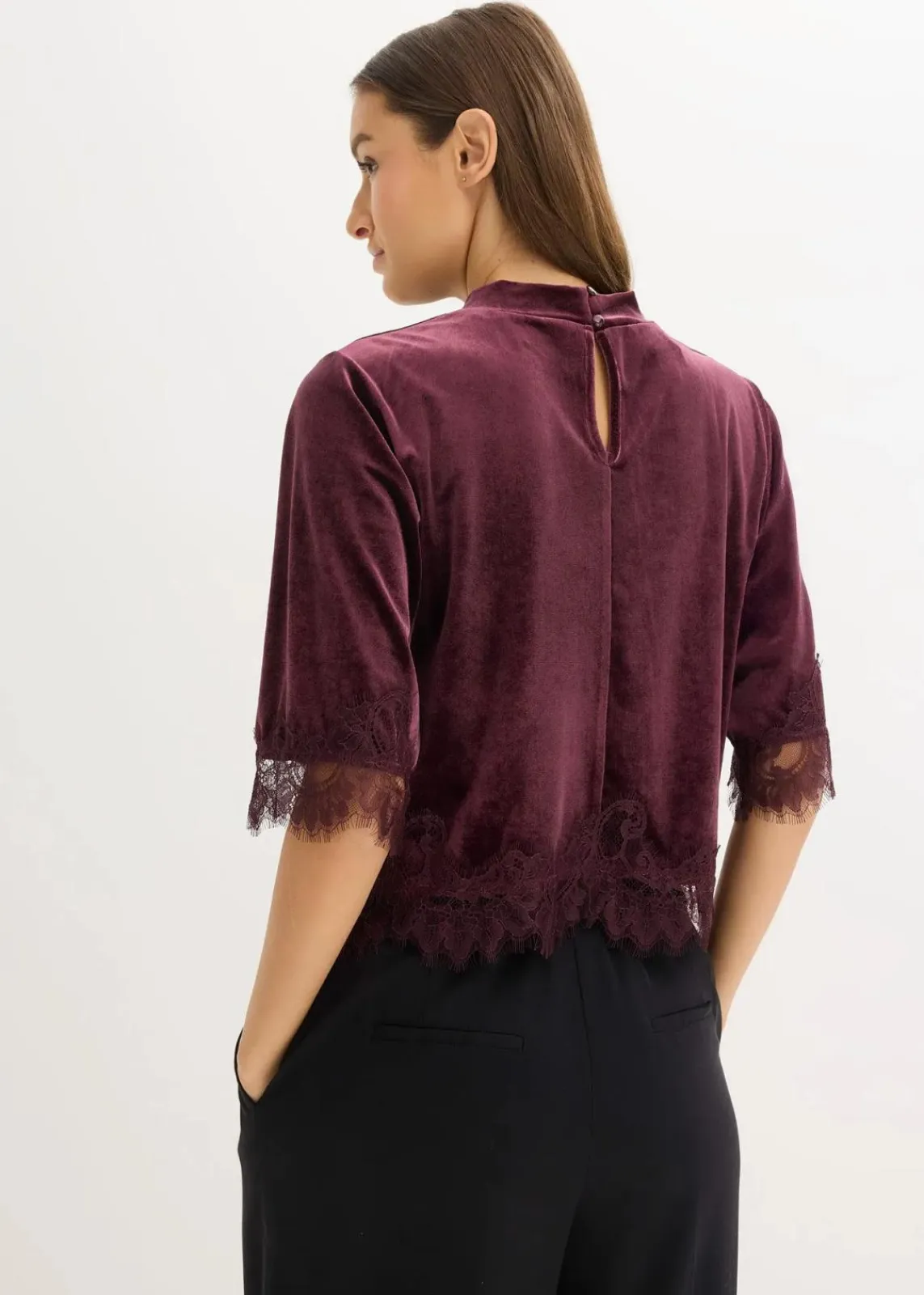 bonprix Shirts & Tops^Samtshirt mit Spitze weinrot