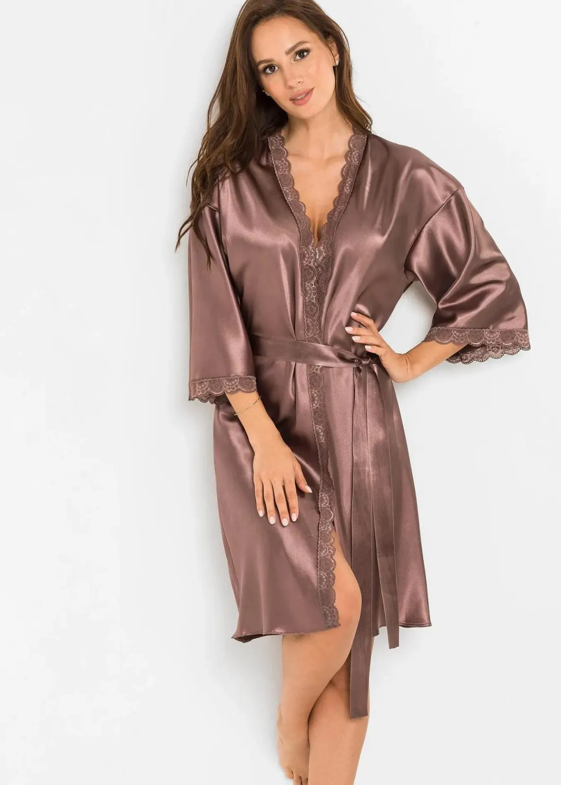 bonprix Wäsche·Dessous|Wäsche·Bademäntel^Satin Kimono taupe