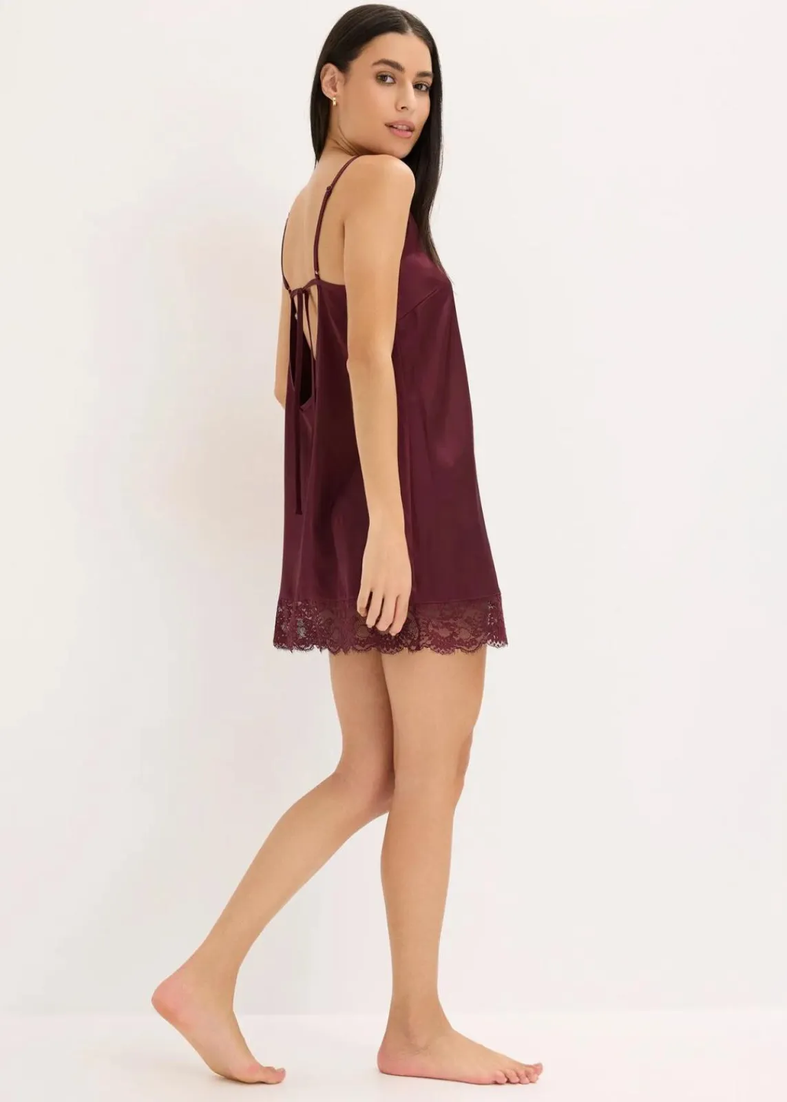 bonprix Wäsche·Corsagen & Negligés|Wäsche·Dessous^Satin Negligé mit Glanzeffekt weinrot
