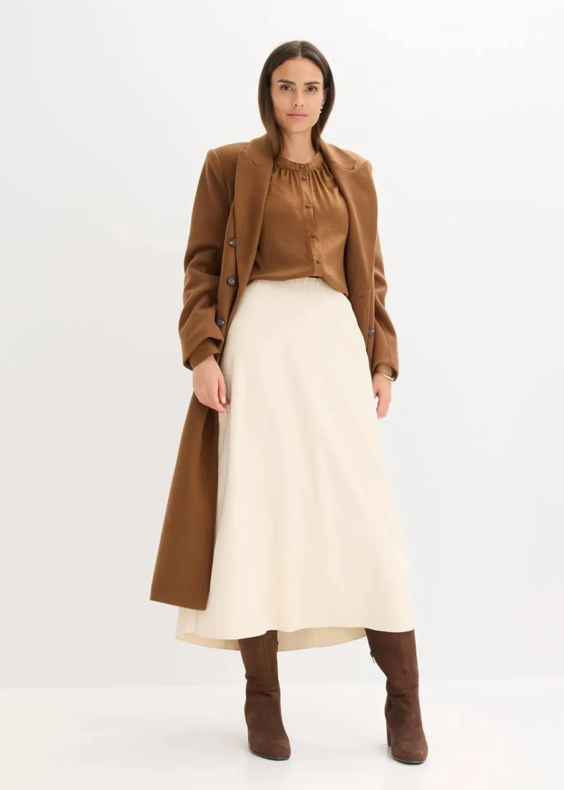 bonprix Blusen & Tuniken|Bekleidung·Jacken & Mäntel^Satinbluse mit Spitzenbändern pimentbraun