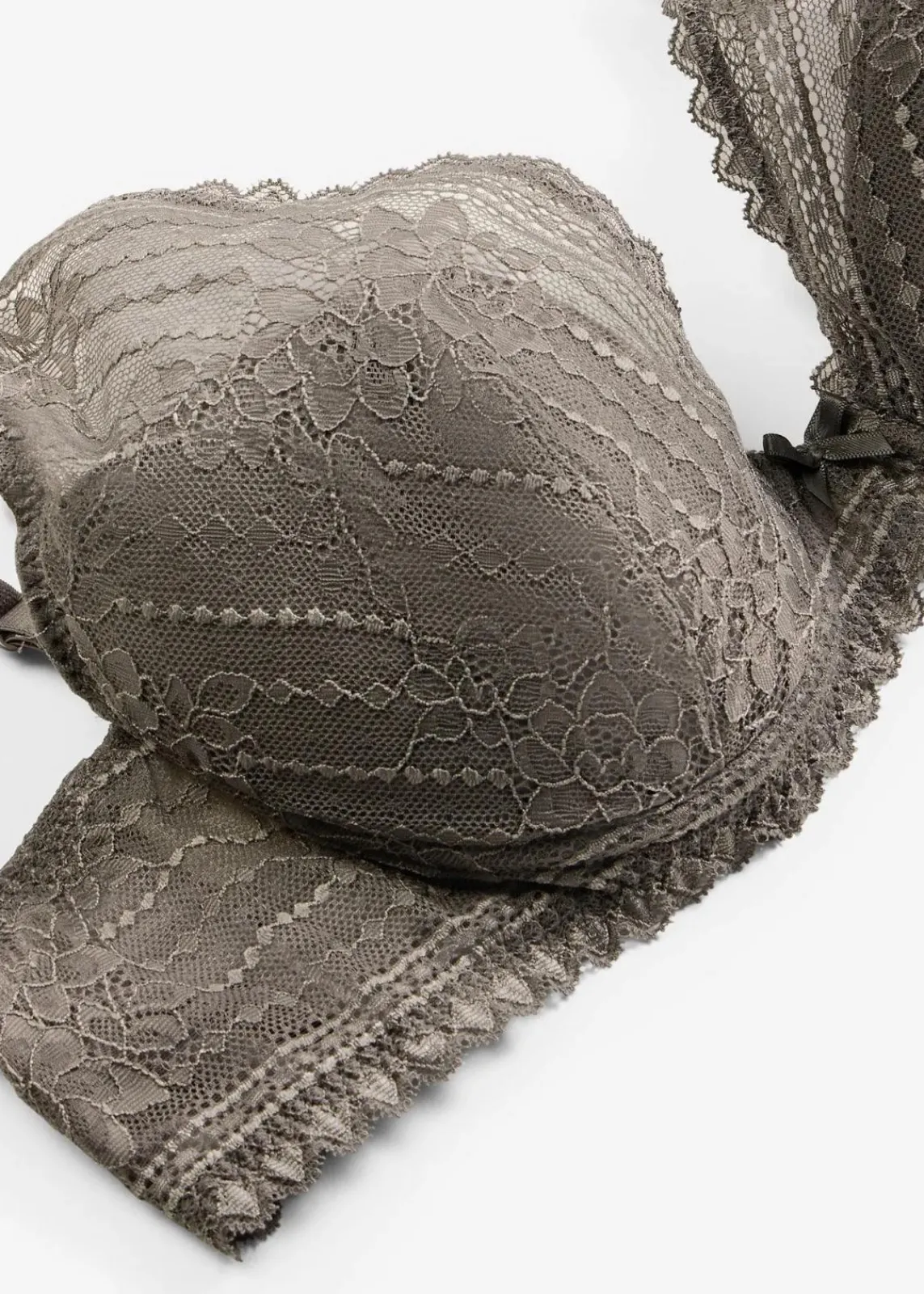 bonprix Wäsche·Dessous|Wäsche·Große Cups D-H^Schalen-BH aus zartes Spitze granitgrau