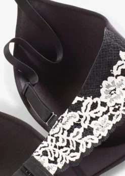 bonprix Nachhaltigere Materialien|Bhs^Schalen-BH ohne Bügel mit Bio-Baumwolle und Spitze schwarz/wollweiß