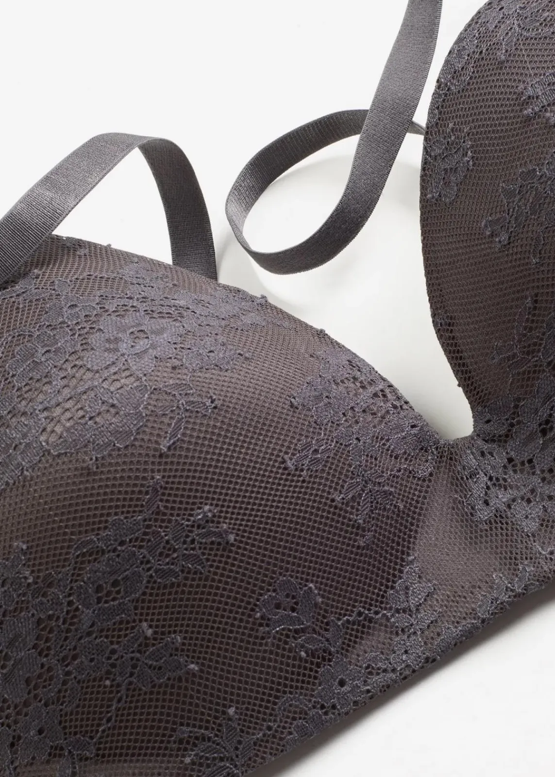 bonprix Dessous|Bhs^Schalen-BH ohne Bügel mit zarter Spitze schiefergrau