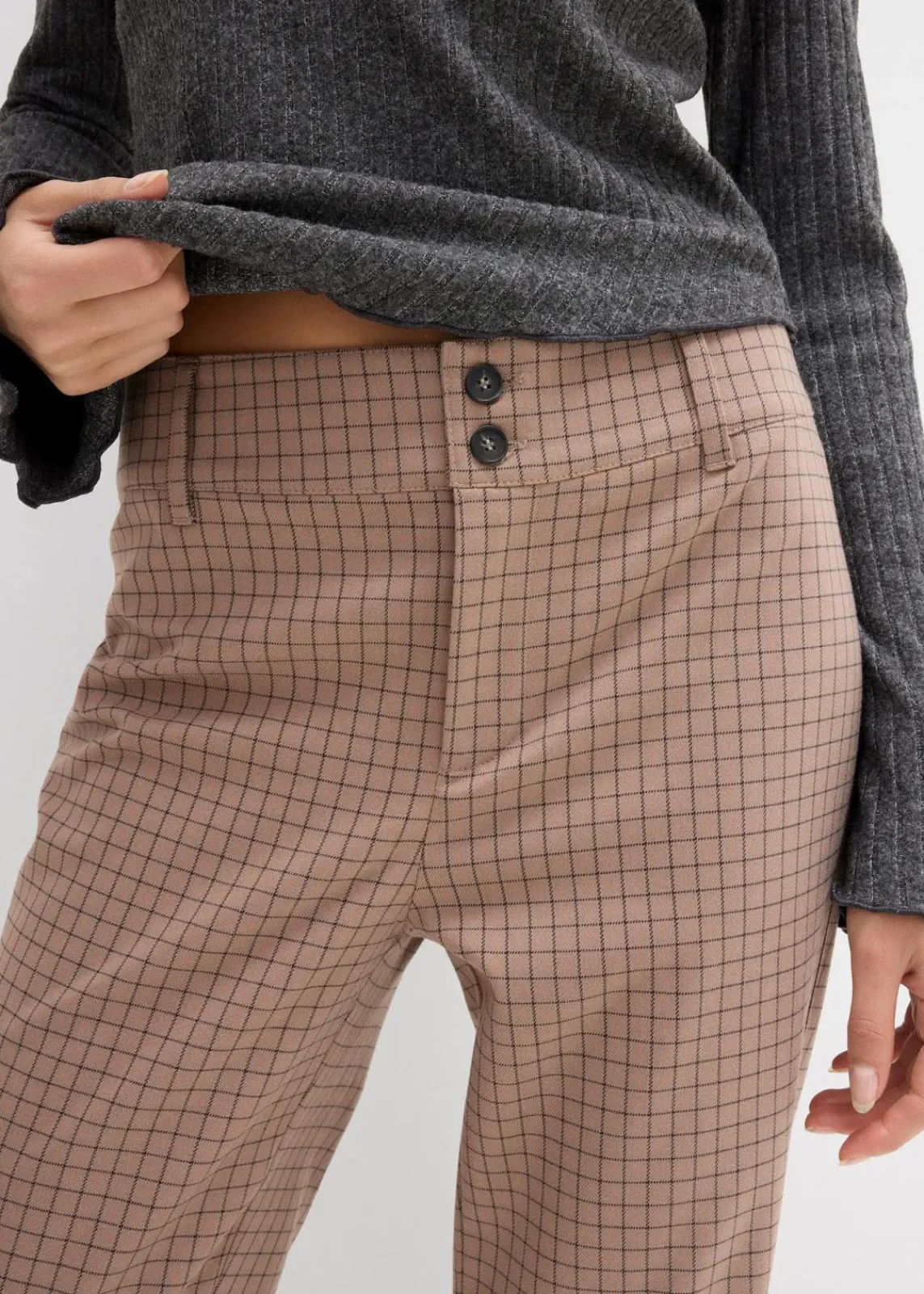 bonprix Nachhaltigere Materialien|Hosen^Schlaghose mit hohem Bund taupe/graubraun/dunkelbraun kariert