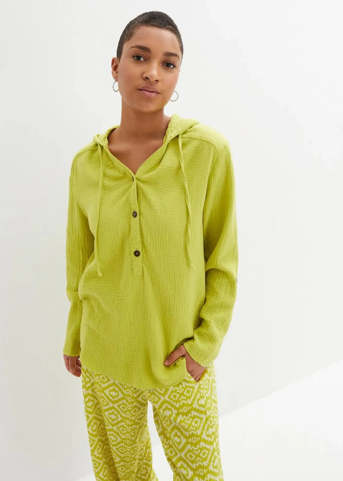 bonprix Blusen & Tuniken|Bekleidung·Jacken & Mäntel^Schlupfbluse aus luftigem Musselin pistazie
