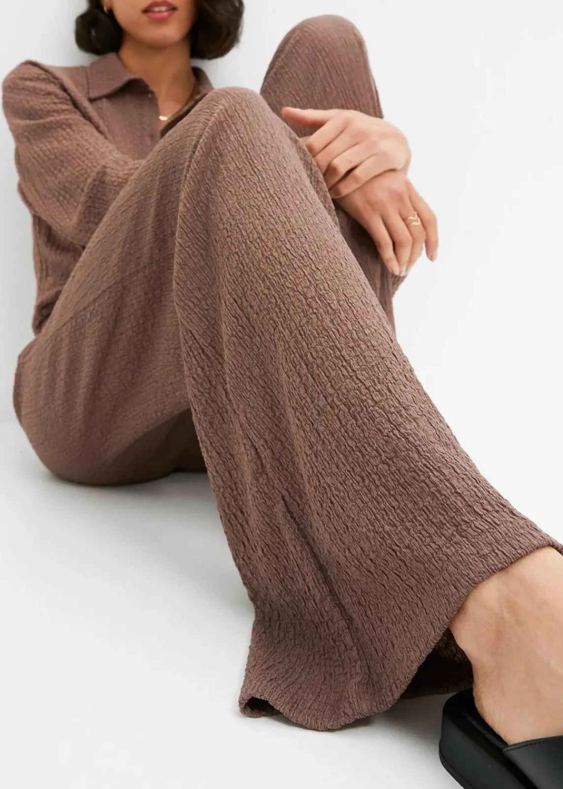 bonprix Nachhaltigere Materialien|Hosen^Schlupfhose matt braun