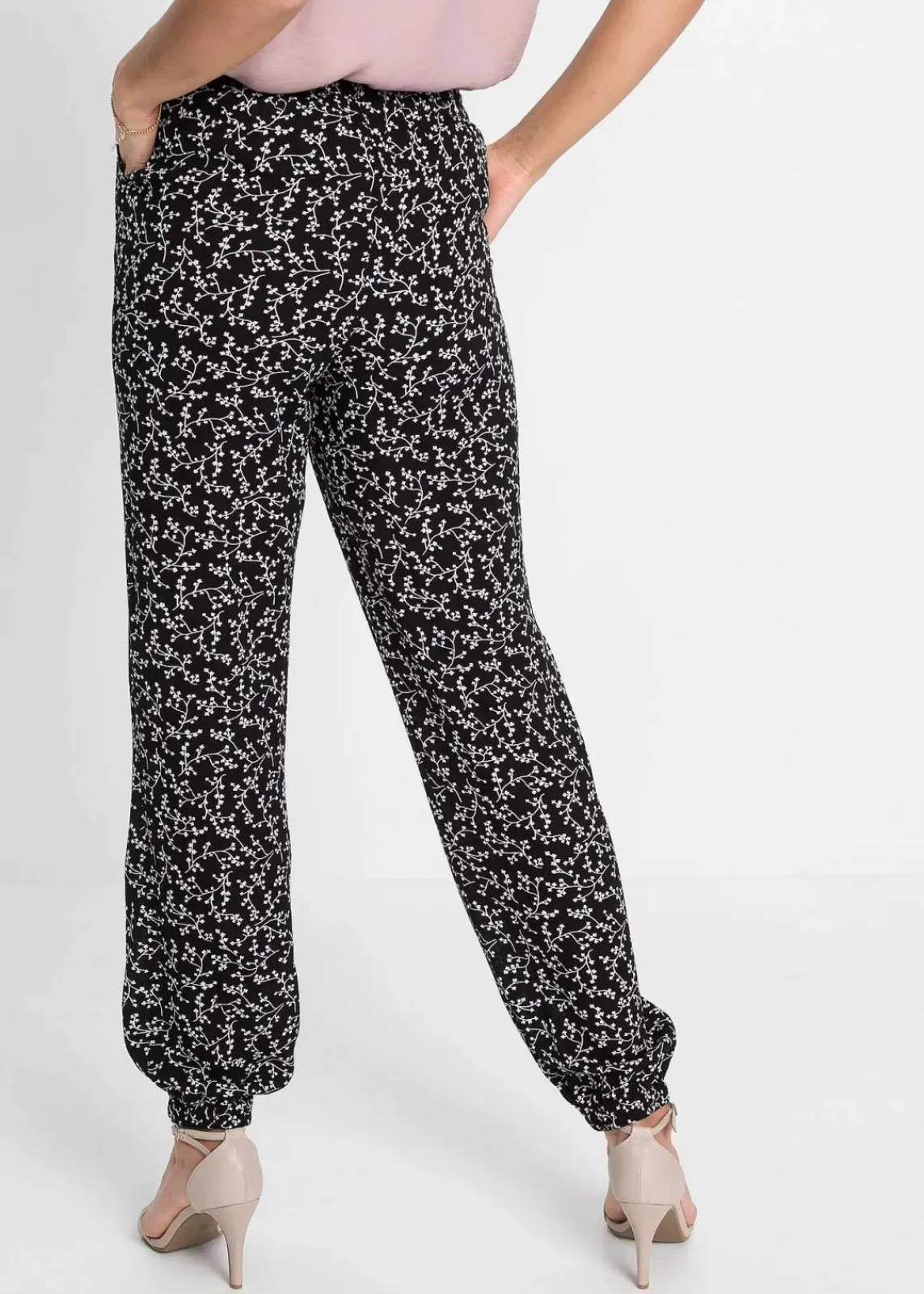 bonprix Hosen|Bekleidung·Kleider^Schlupfhose aus reiner Viskose schwarz/wollweiß floral