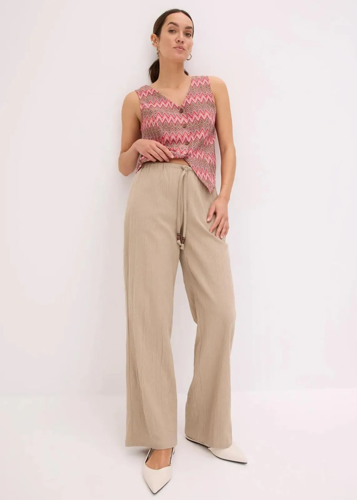 bonprix Hosen^Schlupfhose aus strukturiertem Crinkle beige