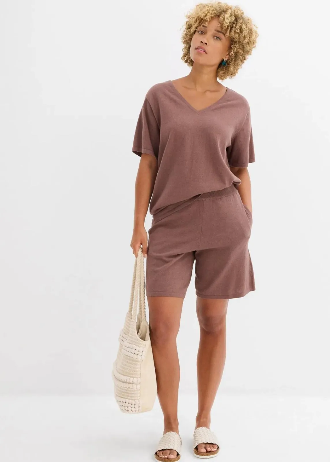 bonprix Hosen|Zweiteiler & Sets^Schlupf-Shorts aus Feinstrick matt braun