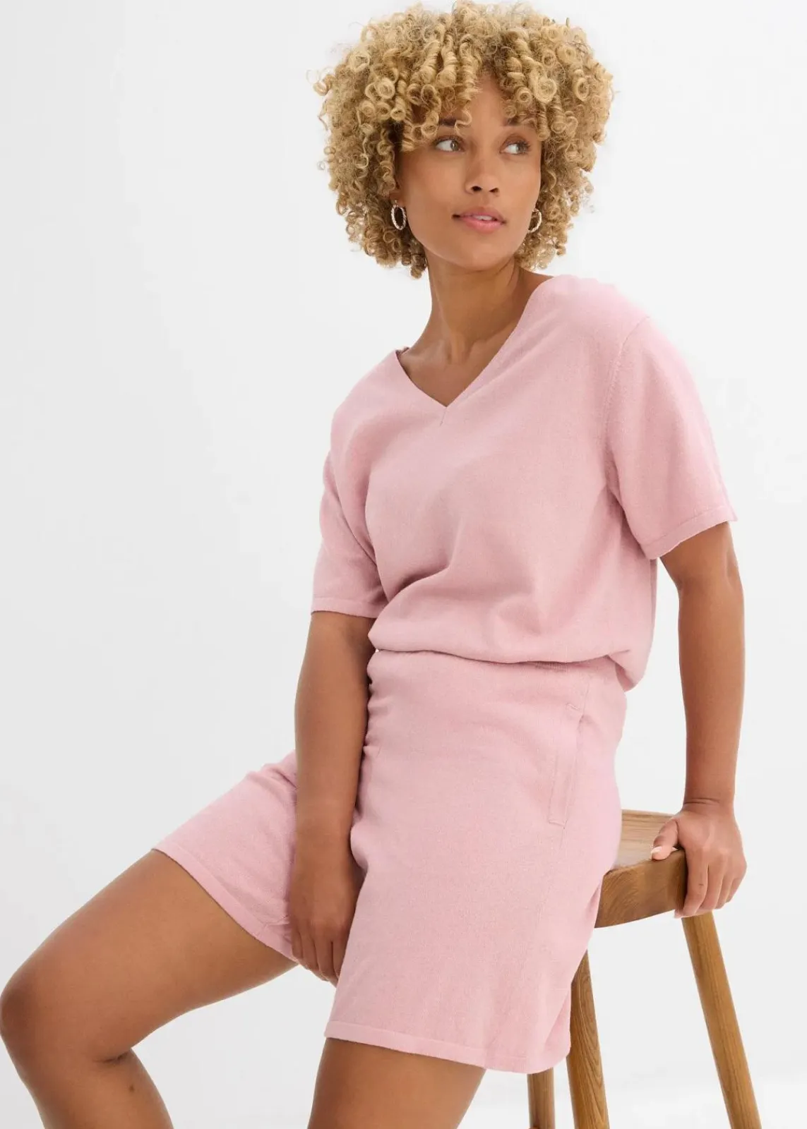 bonprix Bekleidung·Outdoorbekleidung|Bekleidung·Kleider^Schlupf-Shorts aus Feinstrick aschrosa