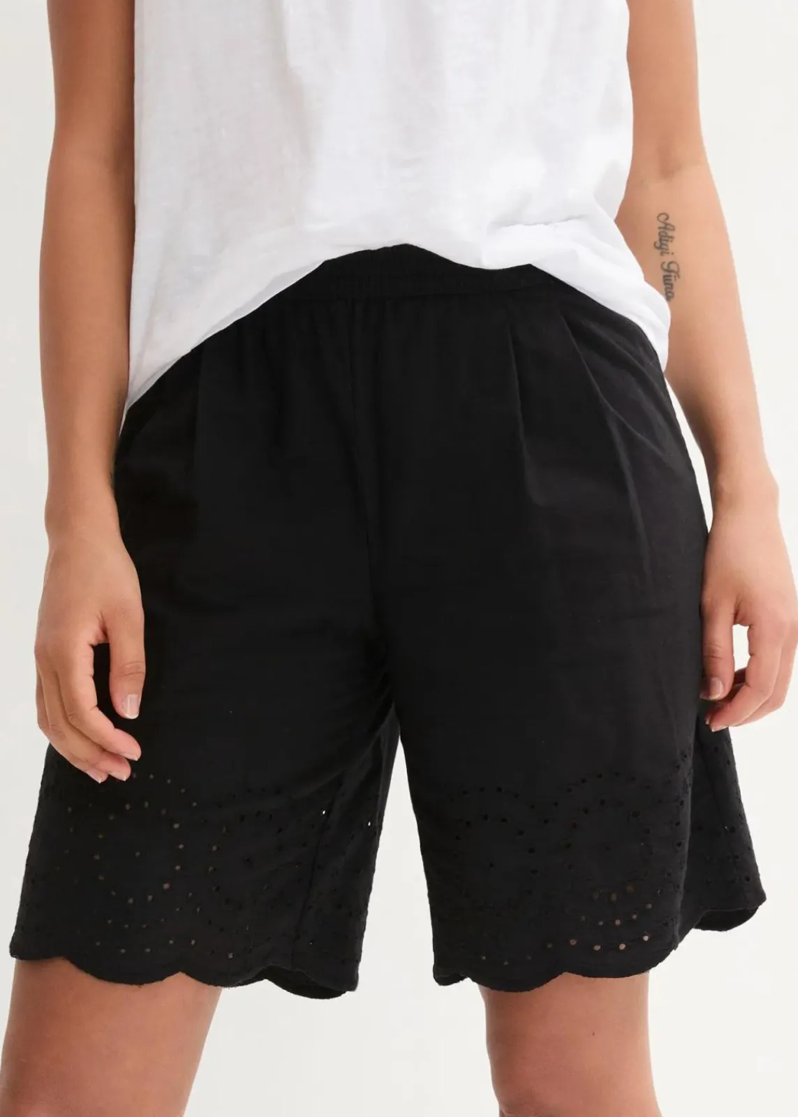 bonprix Bekleidung·Outdoorbekleidung|Bekleidung·Kleider^Schlupf-Shorts aus reiner Baumwolle schwarz