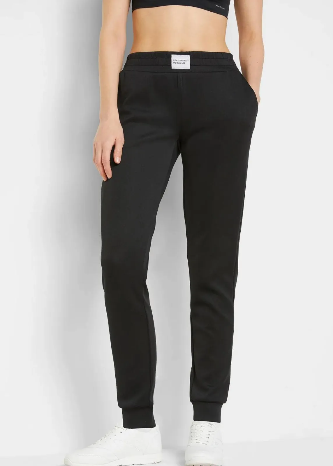 bonprix Bekleidung·Sweat|Bekleidung·Blusen & Tuniken^Schnelltrocknende Jogginghose schwarz