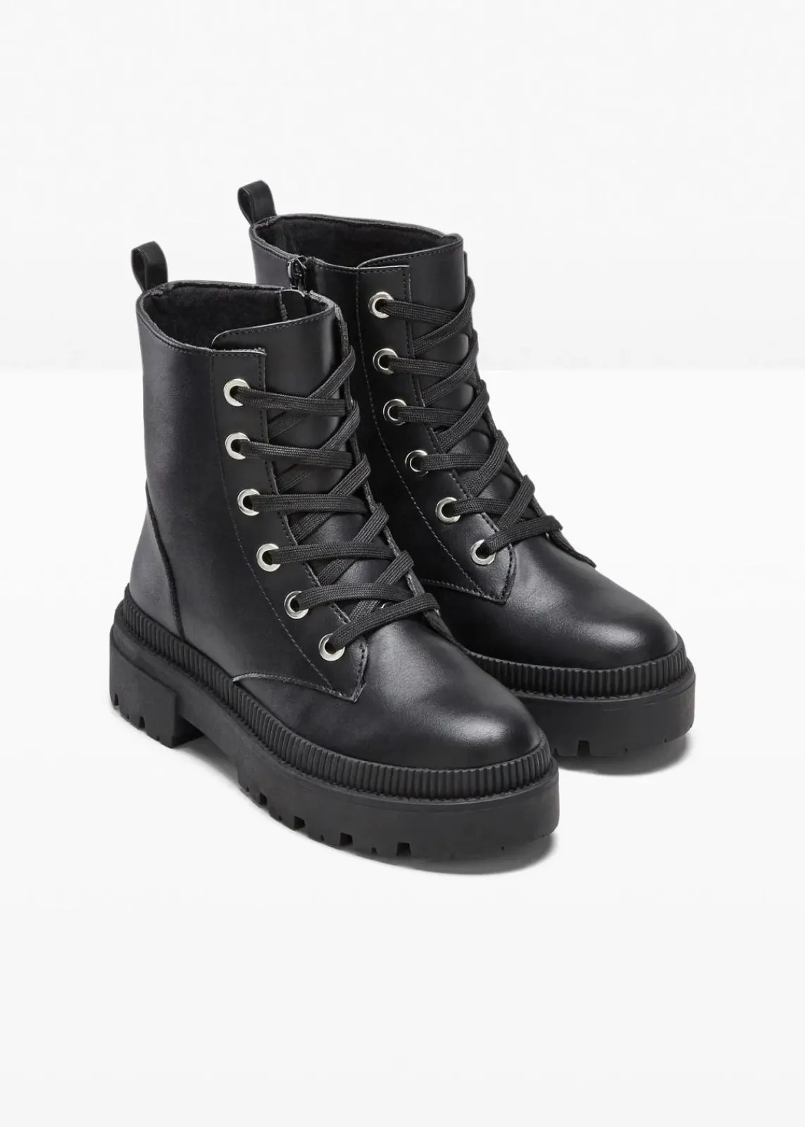 bonprix Boots^Schnürboots mit Profilsohle schwarz