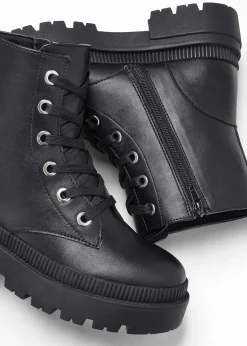 bonprix Boots^Schnürboots mit Profilsohle schwarz