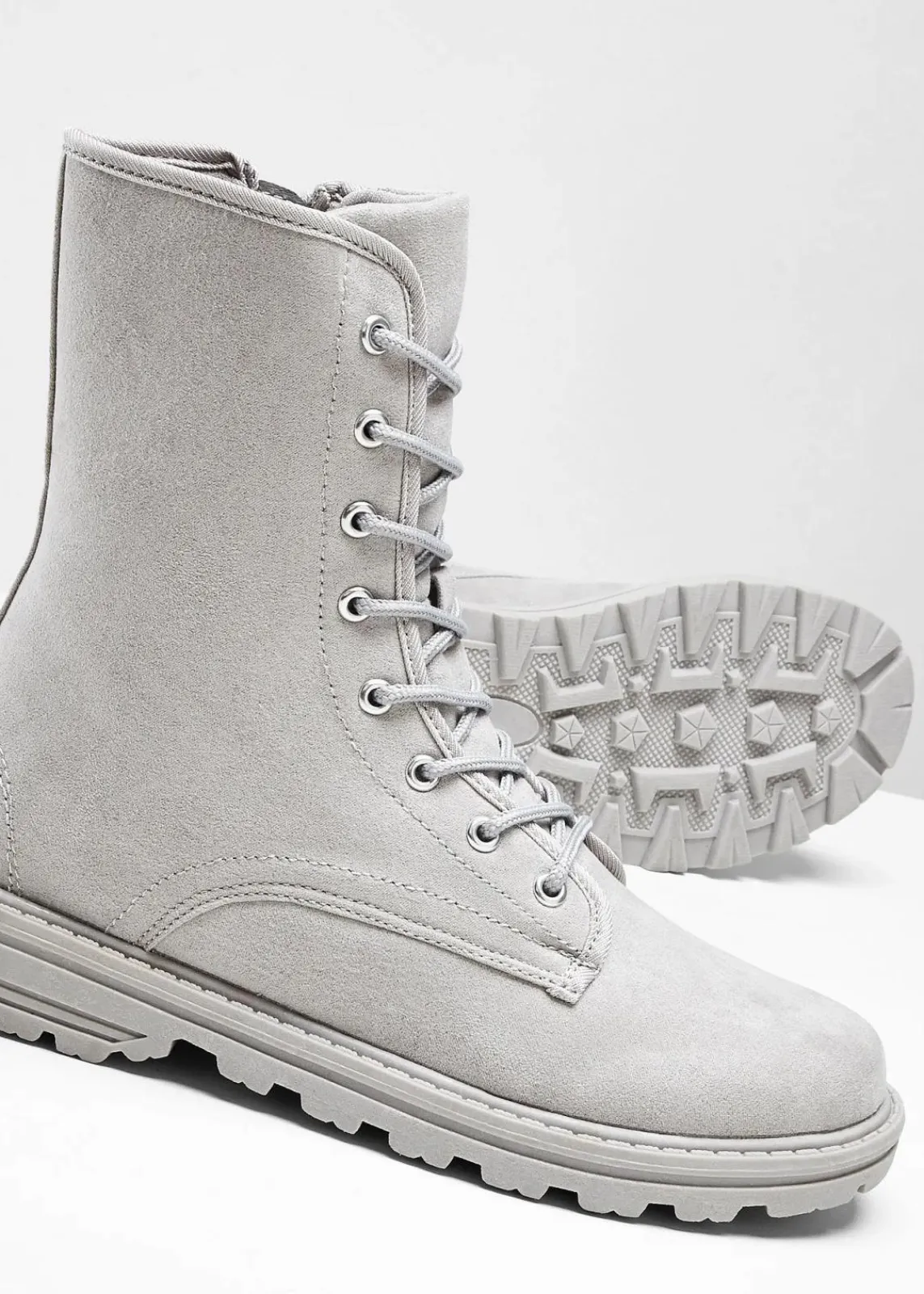 bonprix Gefütterte Winterschuhe|Boots^Schnürboots mit Profilsohle hellgrau