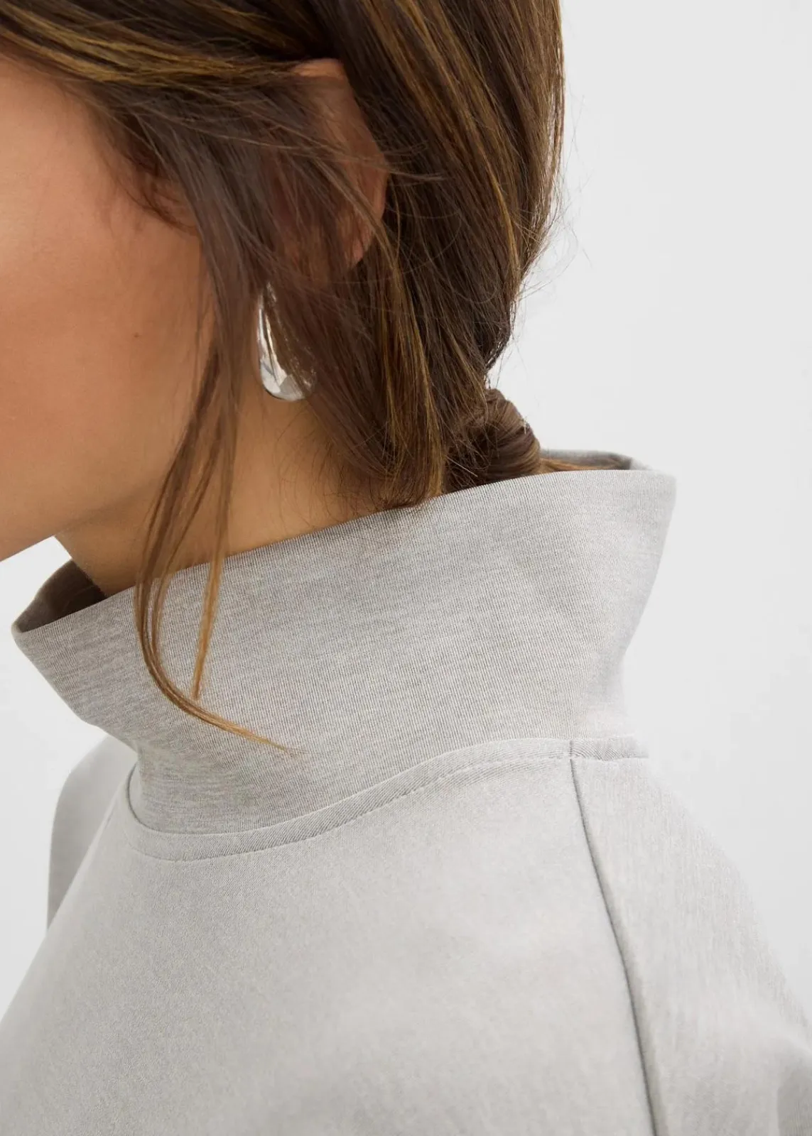 bonprix Bekleidung·Röcke|Bekleidung·Blusen & Tuniken^Scuba-Shirt mit Stehkragen hellgrau meliert meliert