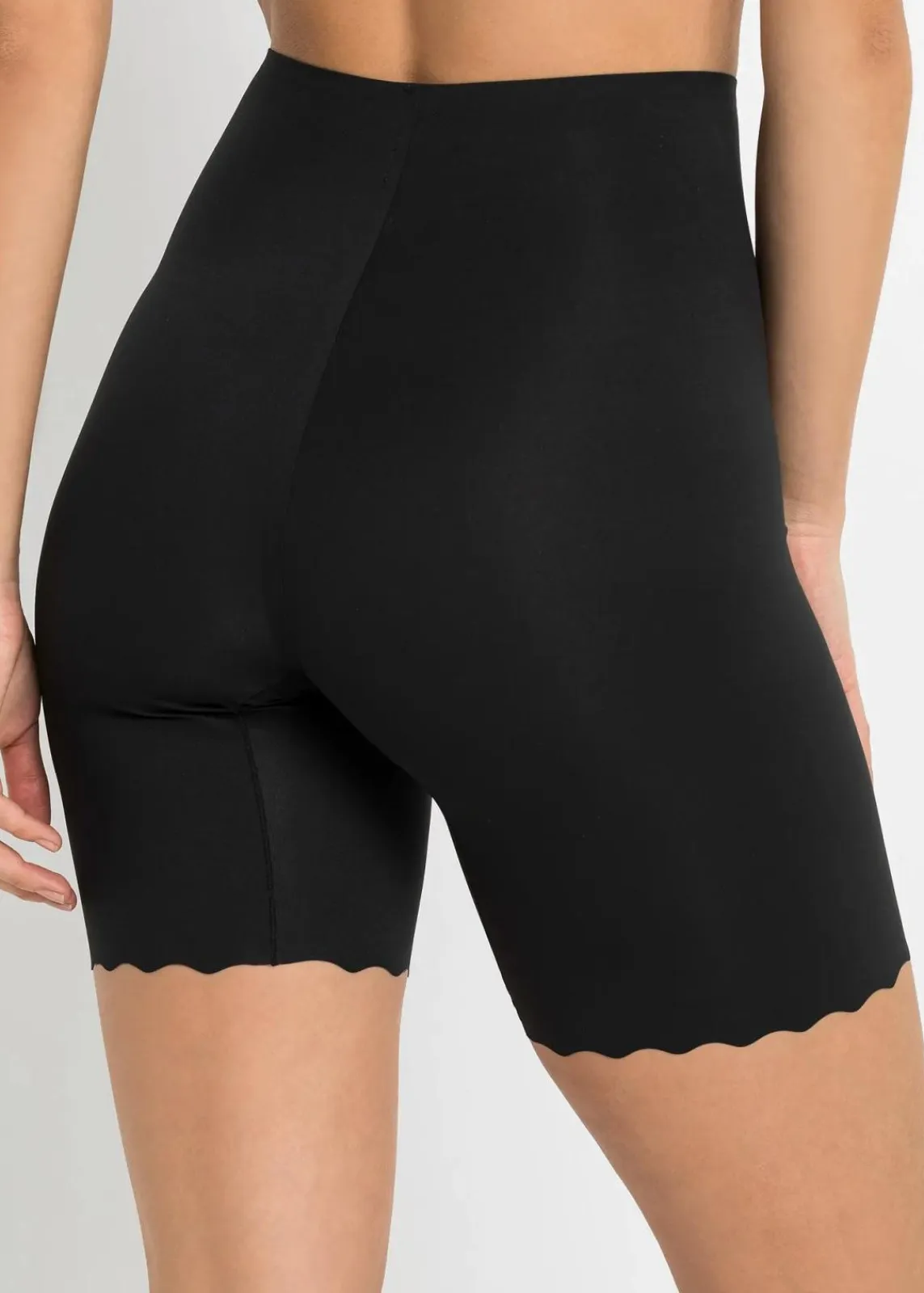 bonprix Wäsche·Radler & Oberschenkelschutz|Wäsche·Basics^Shape-Radler mit leichter Formkraft schwarz