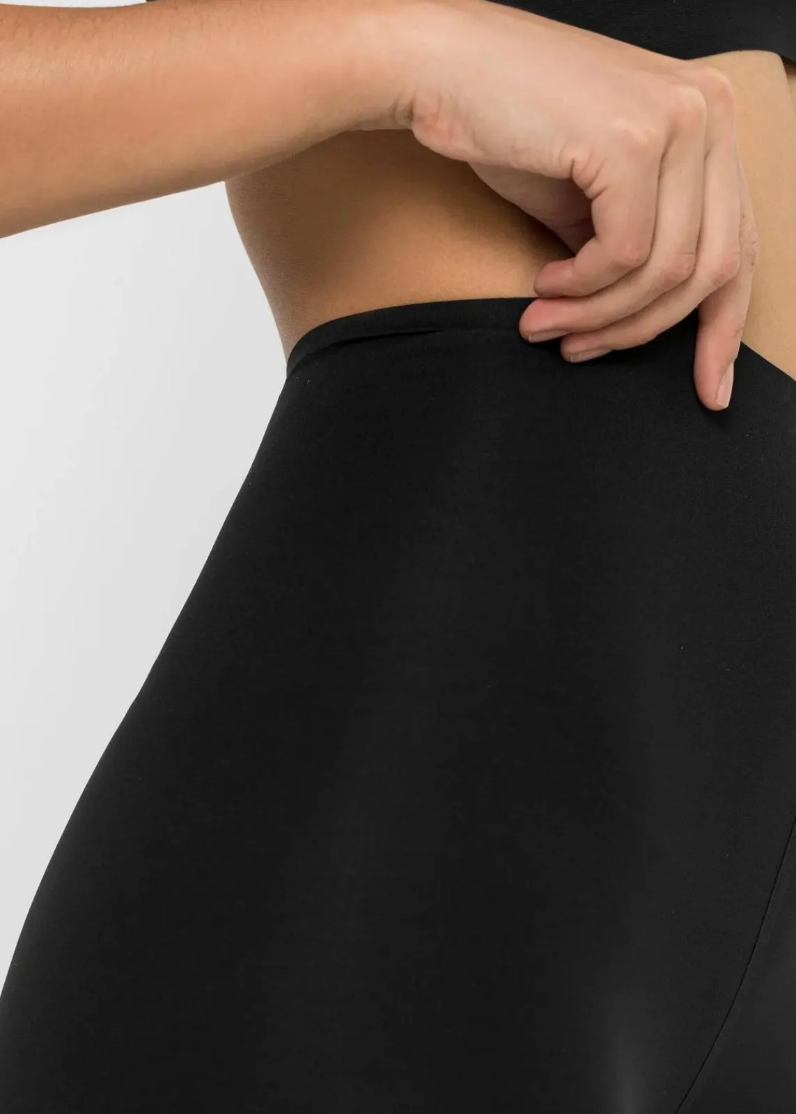 bonprix Wäsche·Radler & Oberschenkelschutz|Wäsche·Basics^Shape-Radler mit leichter Formkraft schwarz