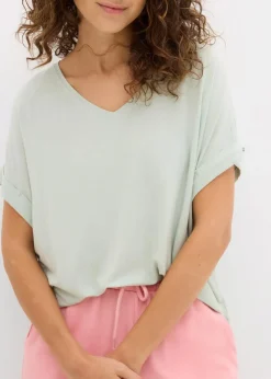 bonprix Nachhaltigere Materialien|Shirts & Tops^Shirt aus fließendem Viskose-Mix hellschilf