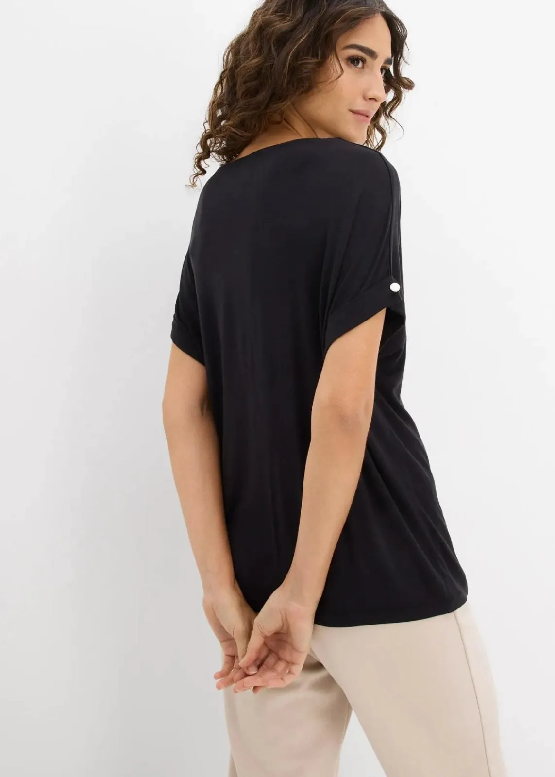 bonprix Nachhaltigere Materialien|Shirts & Tops^Shirt aus fließendem Viskose-Mix schwarz