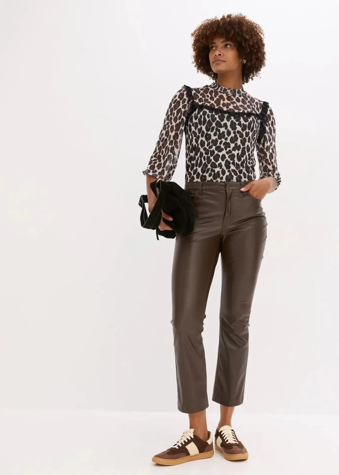 bonprix Shirts & Tops^Shirt aus softem Mesh mit Spitze braun leo bedruckt