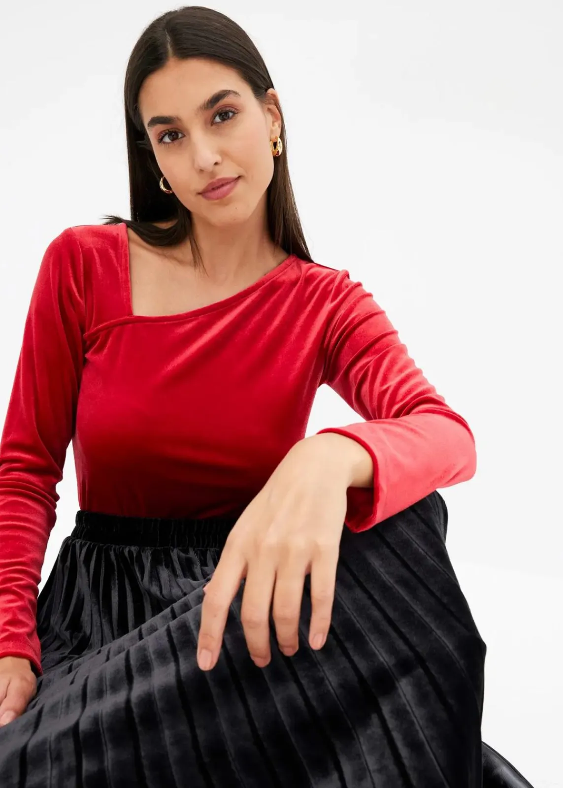 bonprix Shirts & Tops^Shirt aus softem Samt chillirot