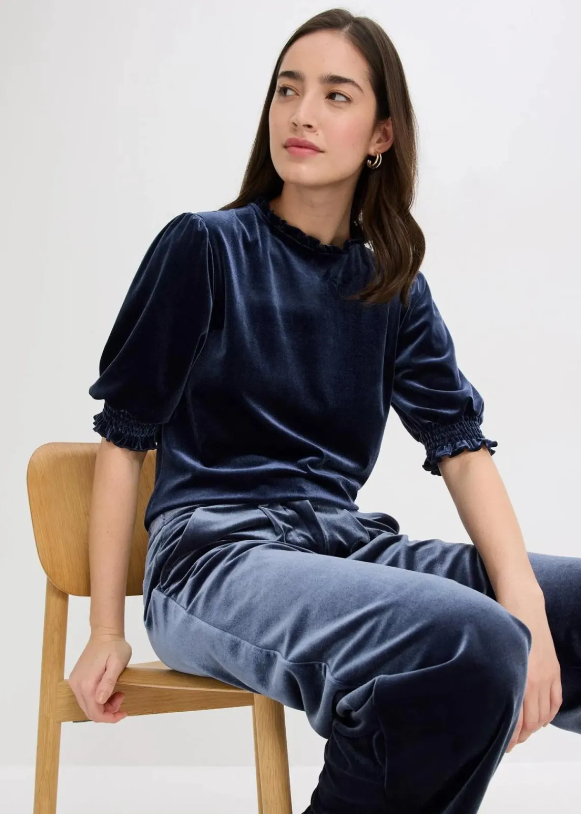 bonprix Shirts & Tops^Shirt aus softem Samt dunkelblau