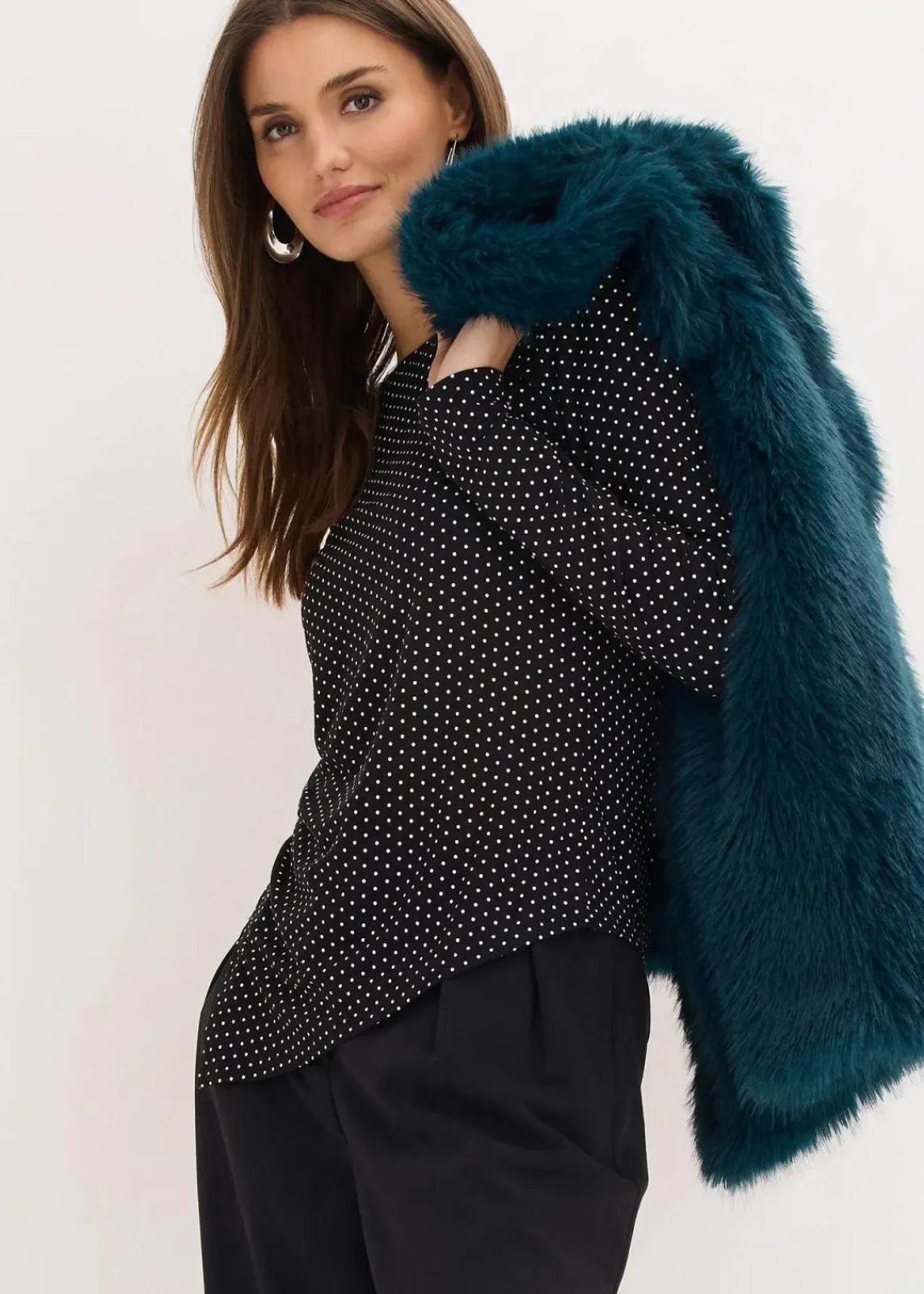 bonprix Nachhaltigere Materialien|Shirts & Tops^Shirt aus softem Viskose-Mix schwarz mit wollweiß