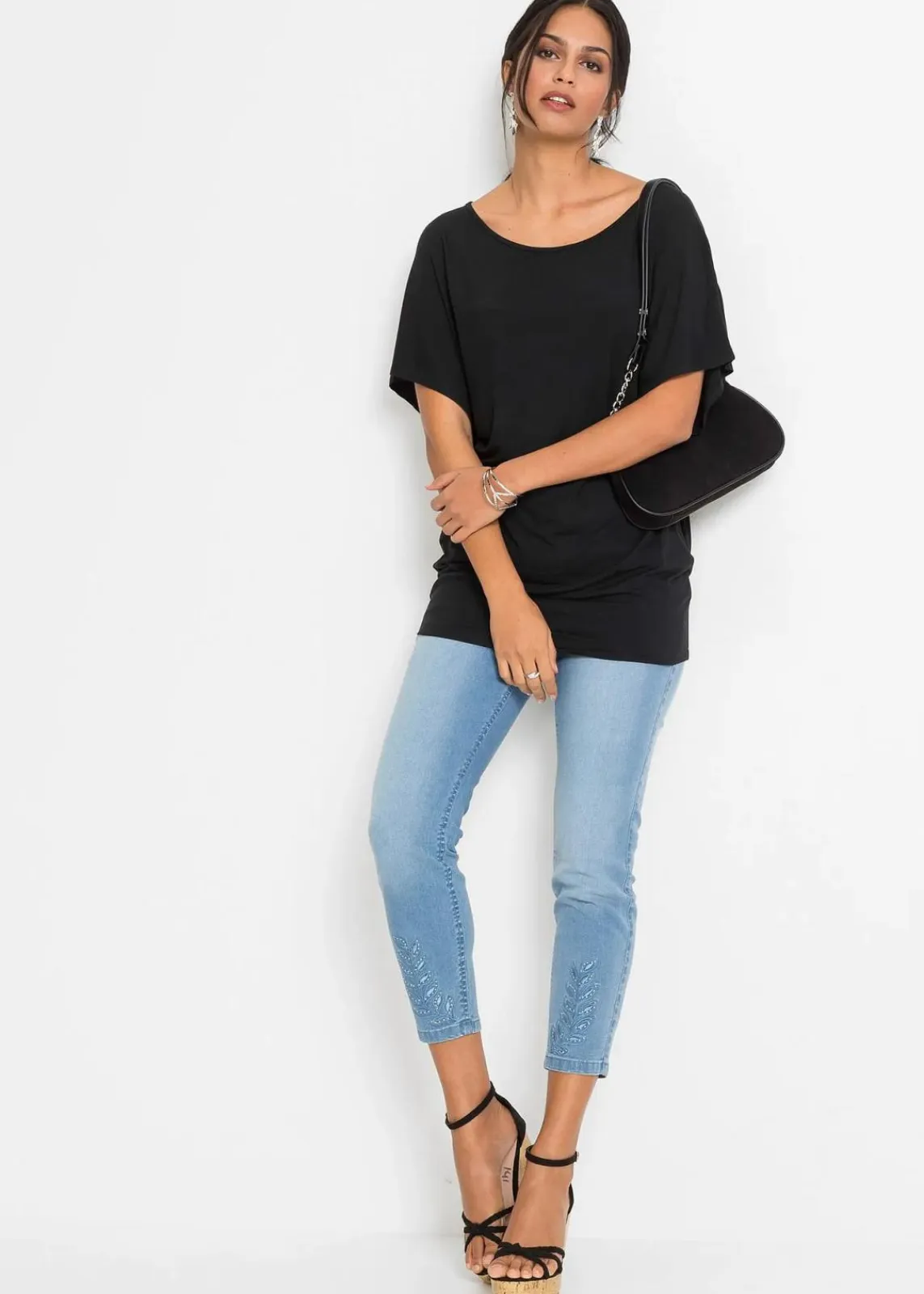 bonprix Shirts & Tops|Nachhaltigere Materialien^Shirt aus Viskose-Mix schwarz