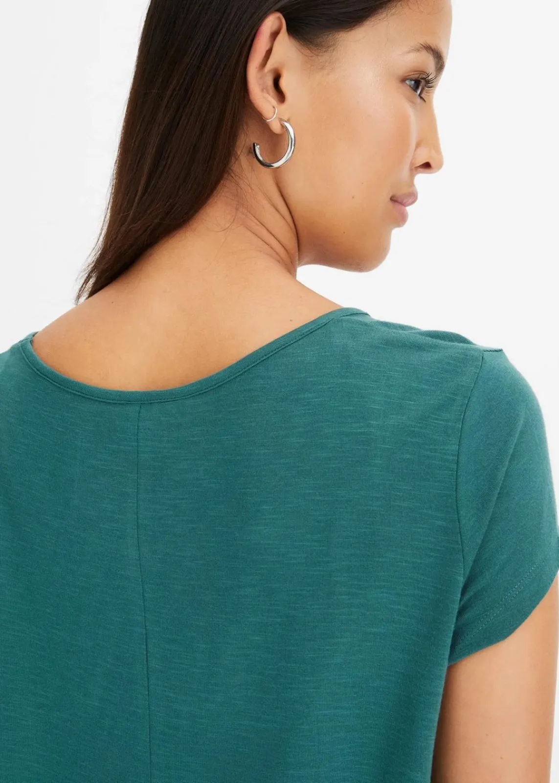 bonprix Nachhaltigere Materialien|Shirts & Tops^Shirt in asymmetrischer Länge mattgrün