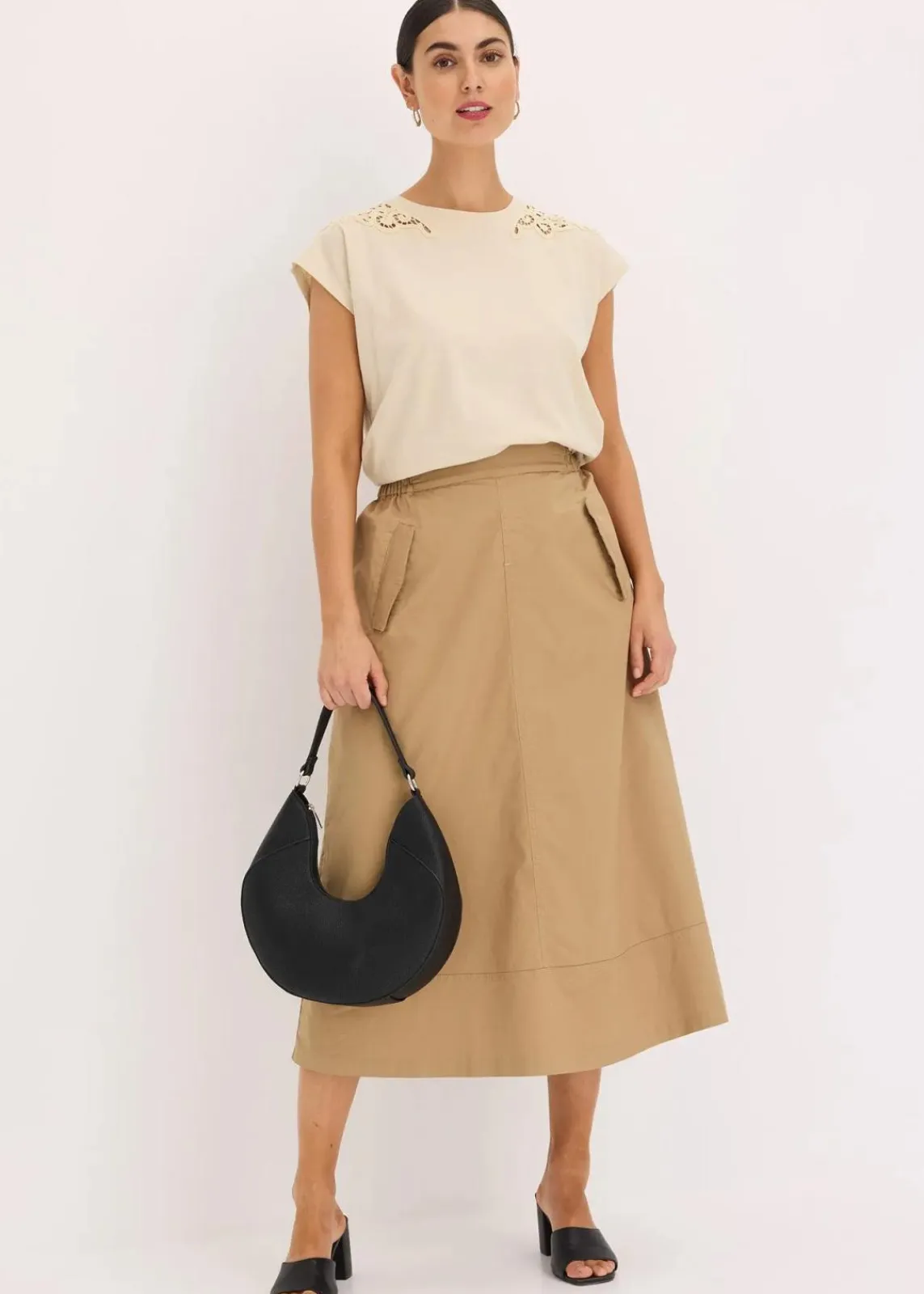 bonprix Shirts & Tops^Shirt mit Crochet Detail hellsand
