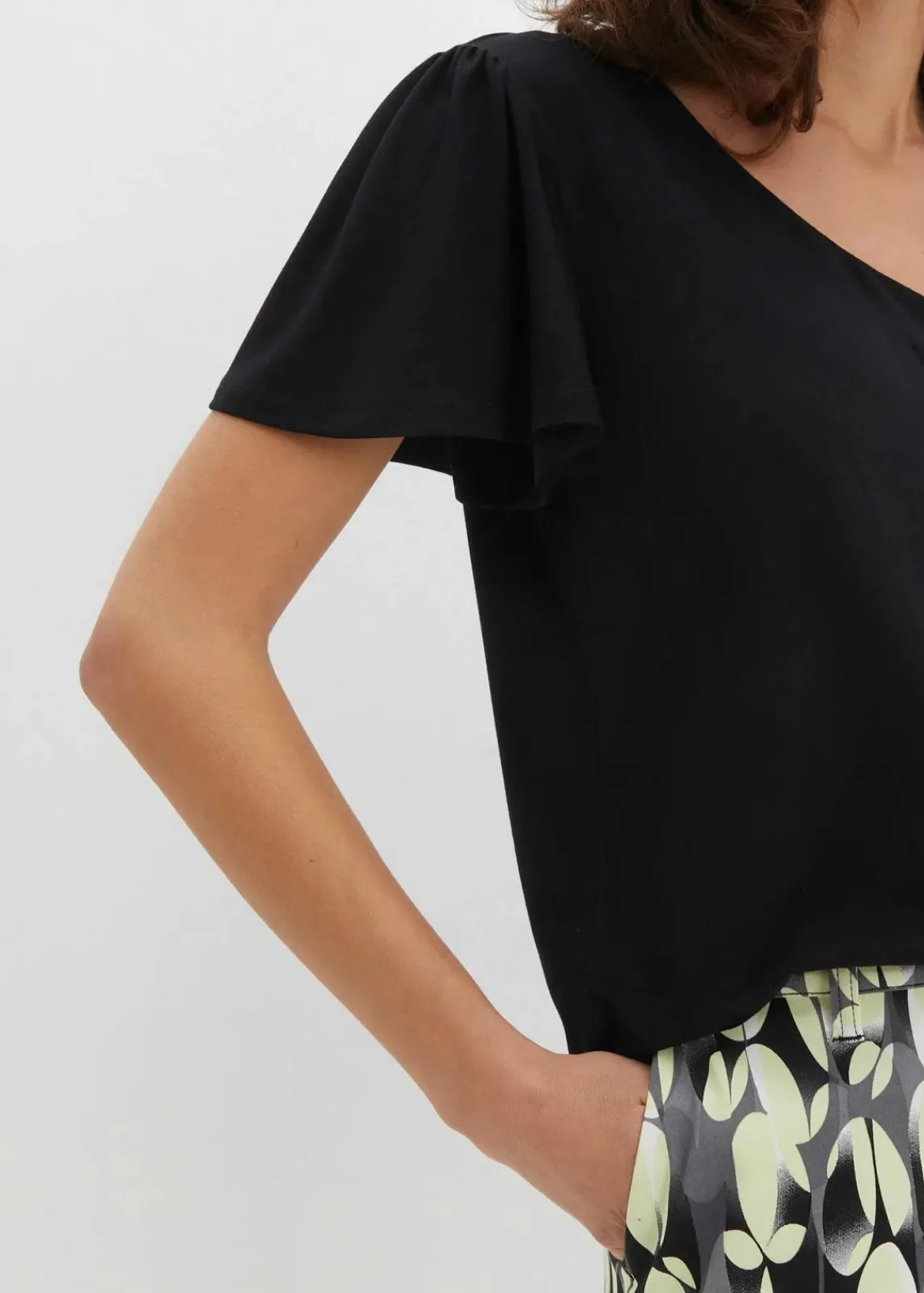 bonprix Shirts & Tops^Shirt mit Knopfleiste schwarz