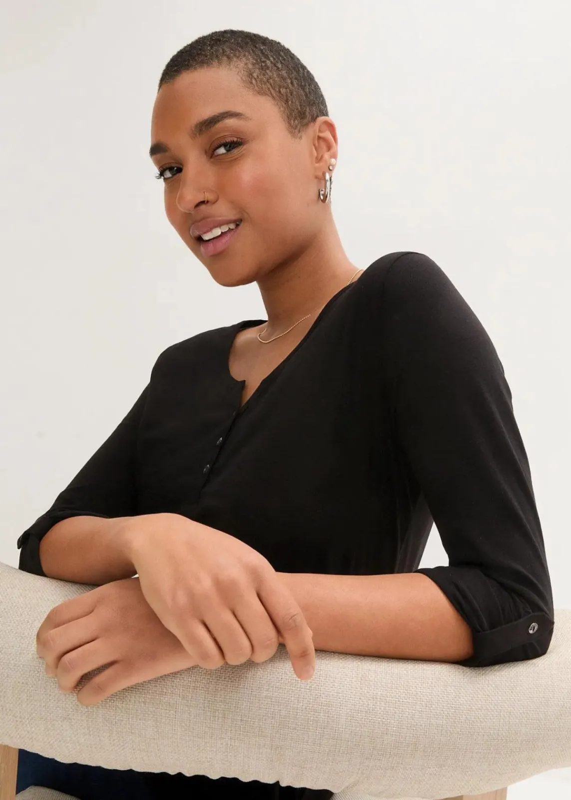 bonprix Nachhaltigere Materialien|Shirts & Tops^Shirt mit Knopfleiste aus reiner Bio-Baumwolle schwarz