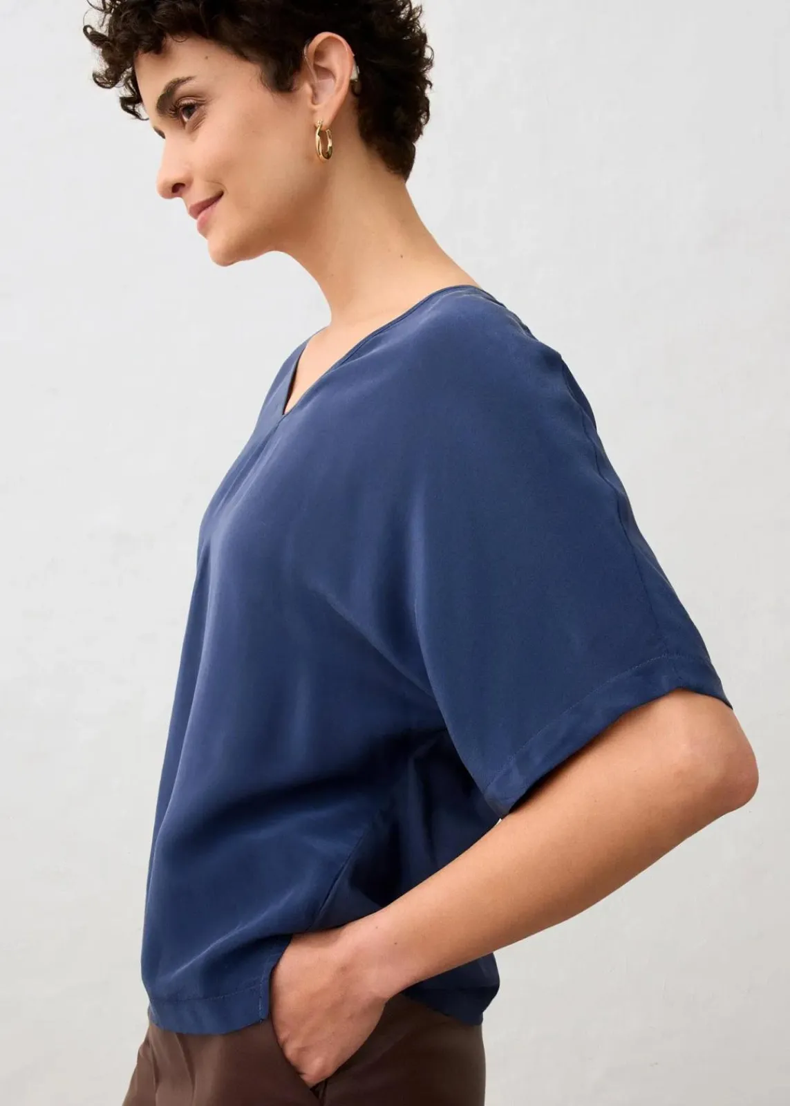 bonprix Premium|Shirts & Tops^Shirt mit Seidenanteil und Webeinsatz dunkelblau