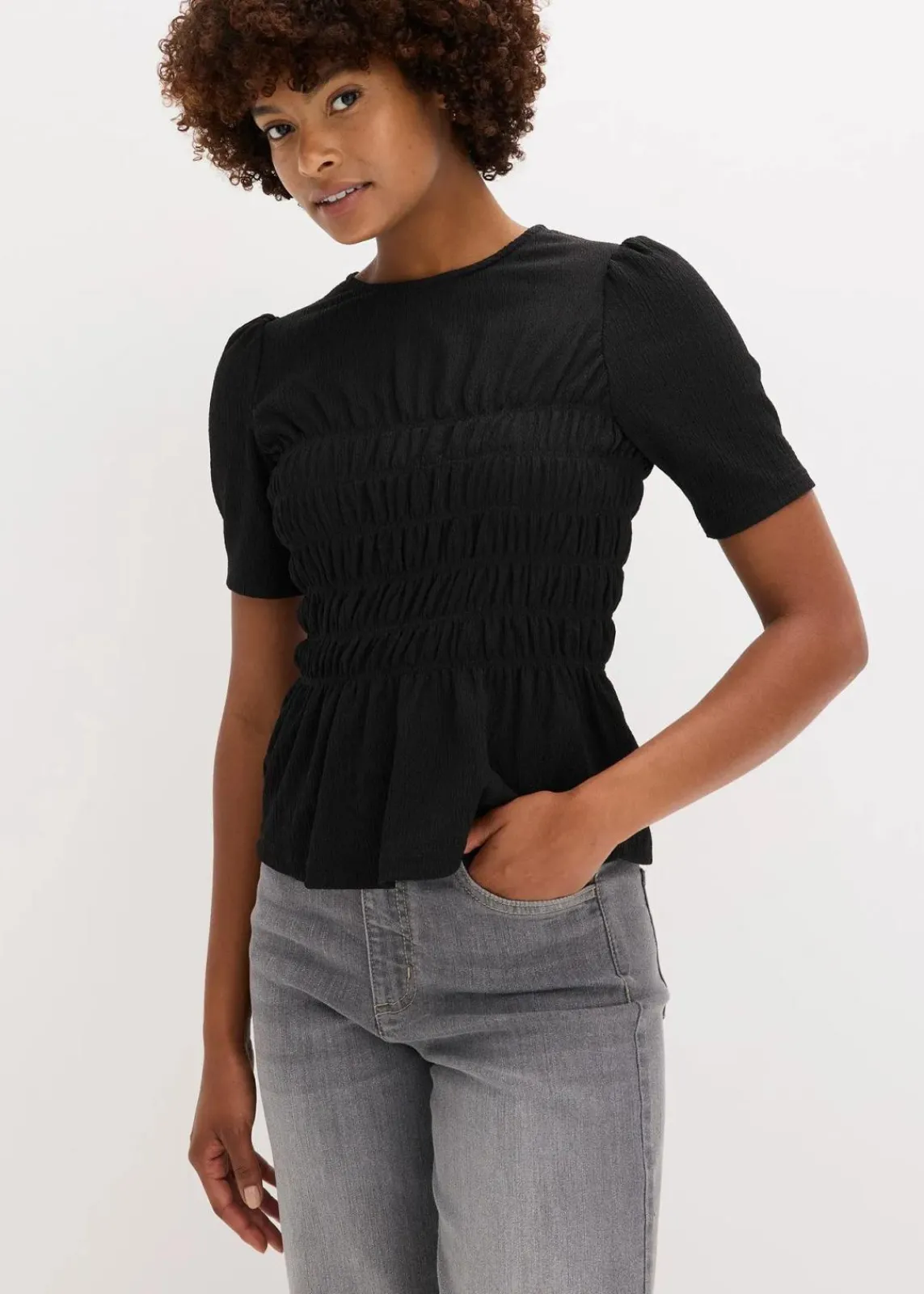bonprix Shirts & Tops|Nachhaltigere Materialien^Shirt mit Smok schwarz