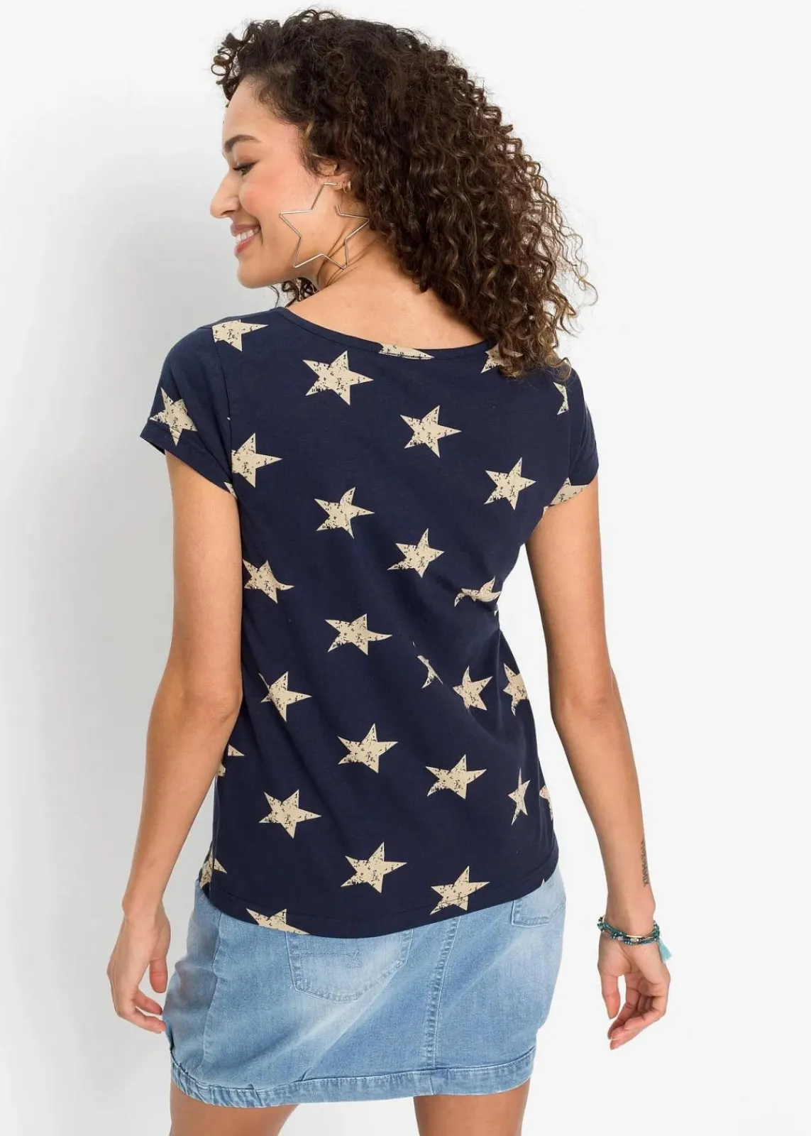 bonprix Nachhaltigere Materialien|Shirts & Tops^Shirt mit Sternen dunkelblau/beige bedruckt