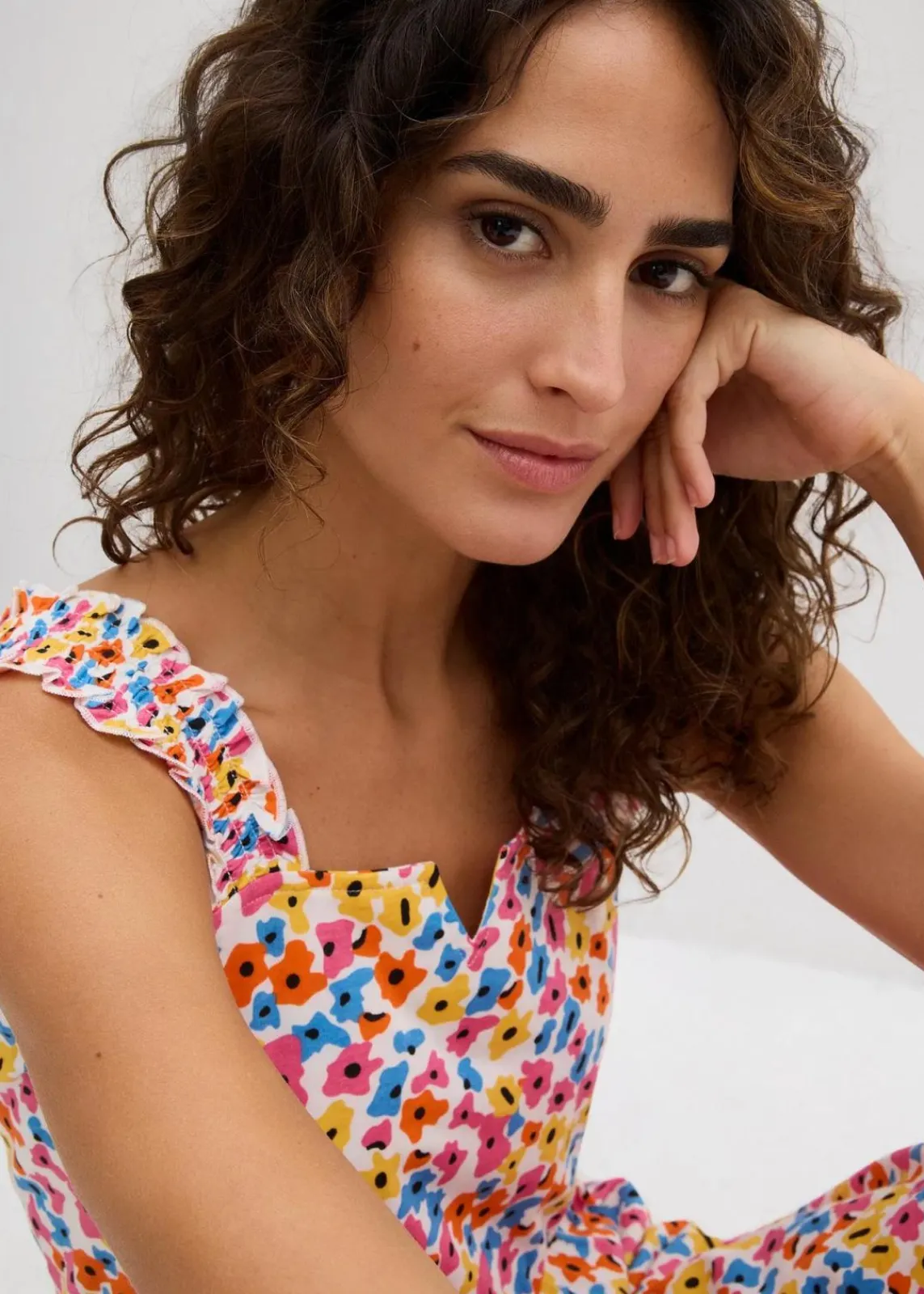 bonprix Kleider|Bekleidung·Pullover & Strickjacken^Shirtkleid aus Baumwoll-Viskose-Mix wollweiß/brilliantblau/gelb/pink/warmorange/schwarz bedruckt