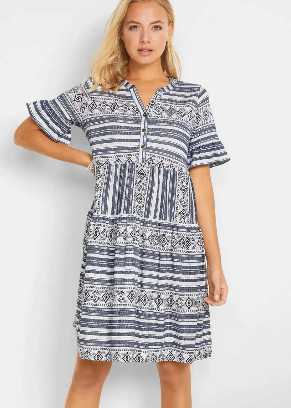 bonprix Bekleidung·Pullover & Strickjacken|Kleider^Shirtkleid aus fließendem Viskose-Mix weiß/dunkelblau bedruckt